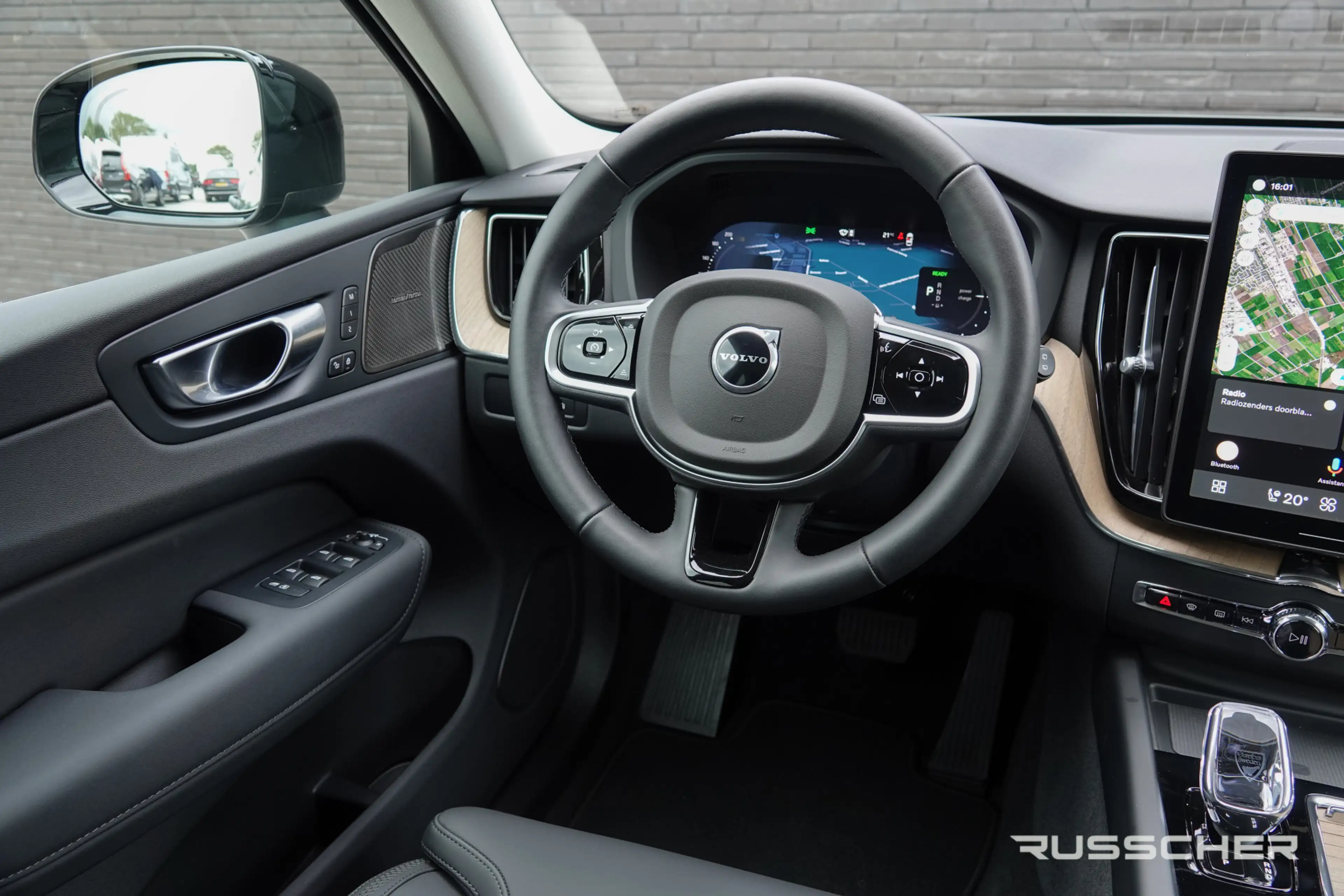 Volvo XC60 2.0 T8 456Pk | Plug-in hybrid | Plus Dark | AWD | — photo 25