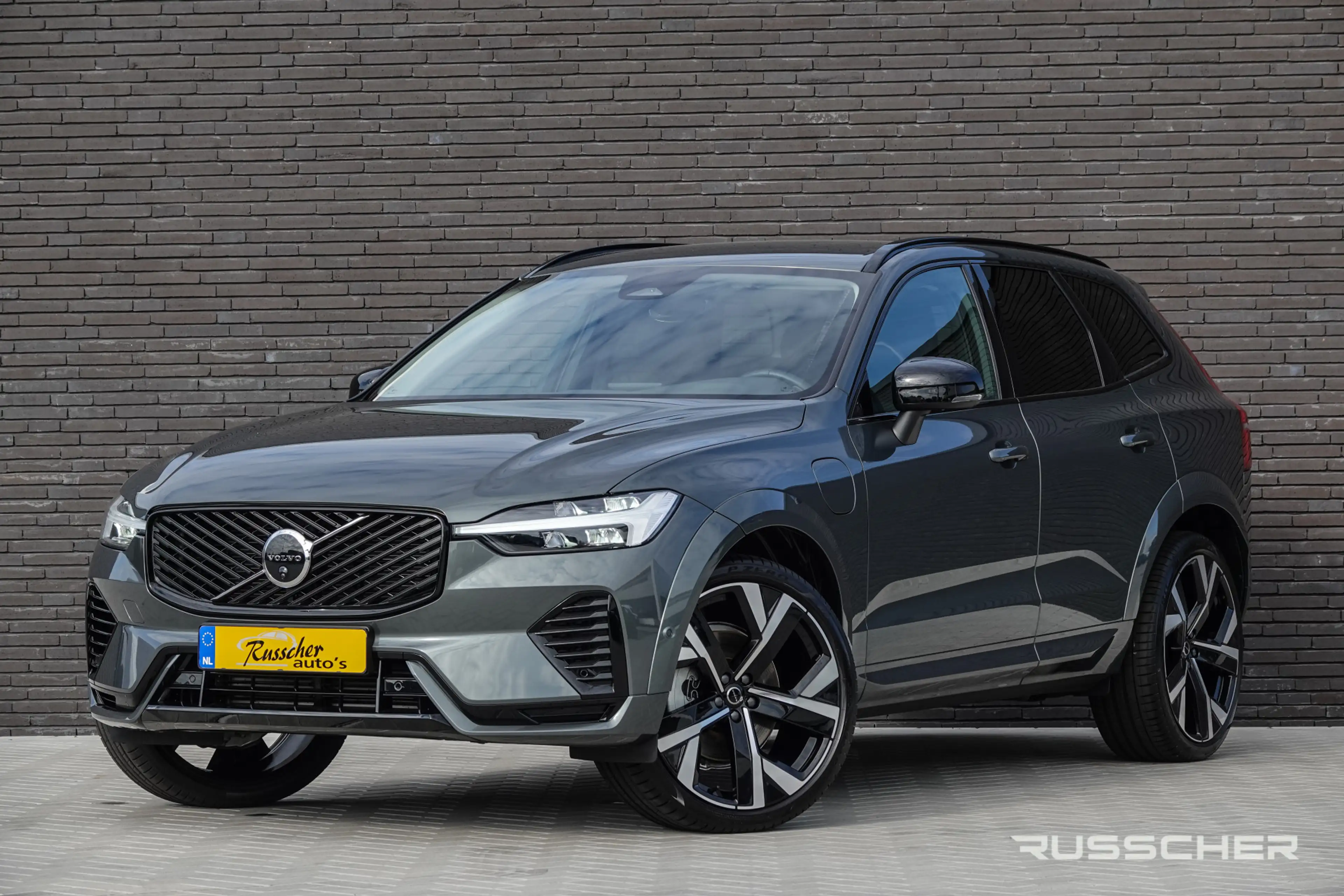 Volvo XC60 2.0 T8 456Pk | Plug-in hybrid | Plus Dark | AWD | — photo 50