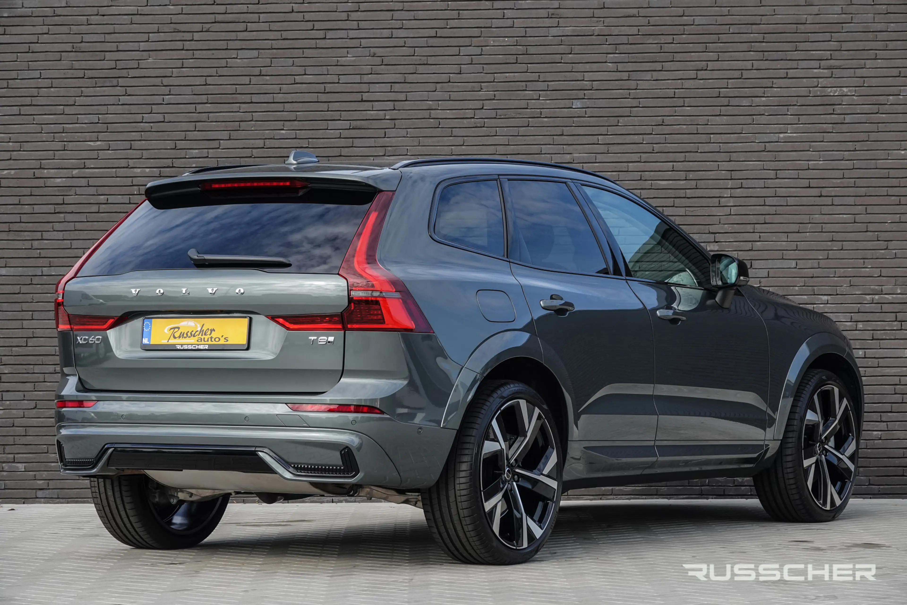 Volvo XC60 2.0 T8 456Pk | Plug-in hybrid | Plus Dark | AWD | — photo 49