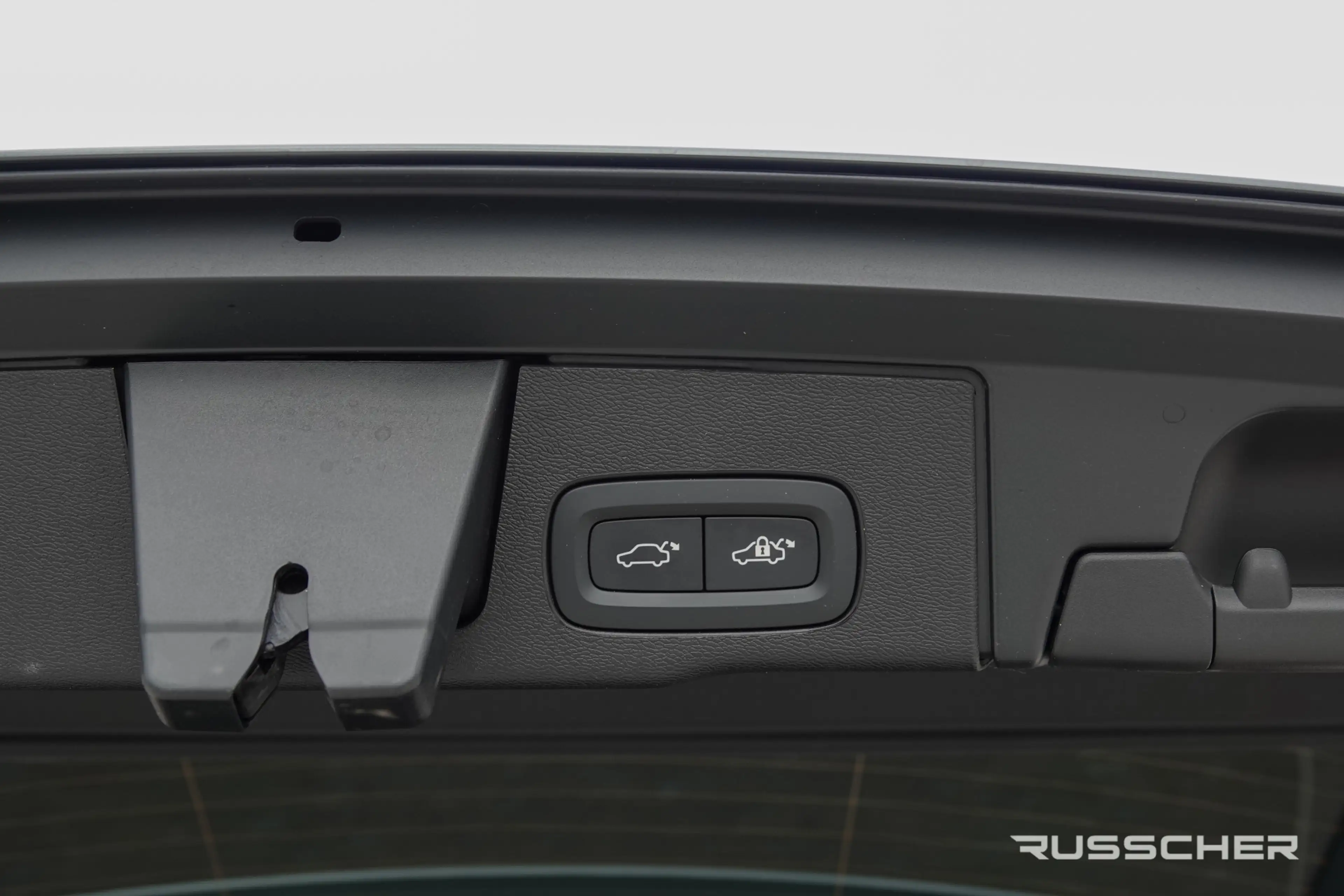 Volvo XC60 2.0 T8 456Pk | Plug-in hybrid | Plus Dark | AWD | — photo 33