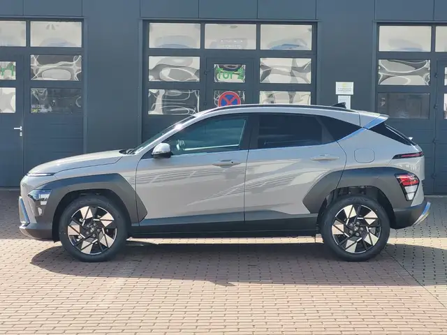 Hyundai Kona view 5