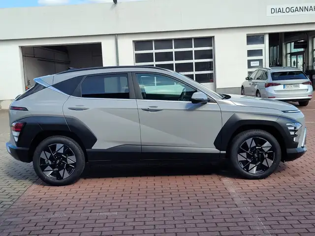 Hyundai Kona view 10