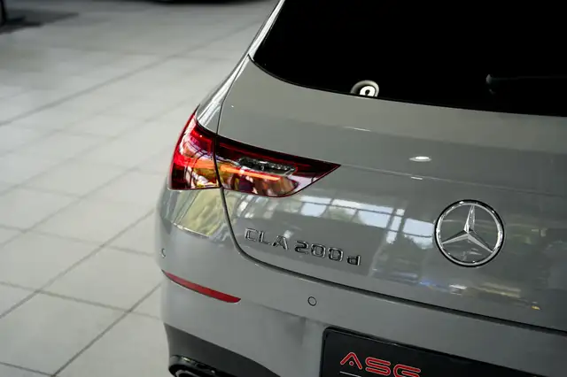 Mercedes-Benz CLA view 13