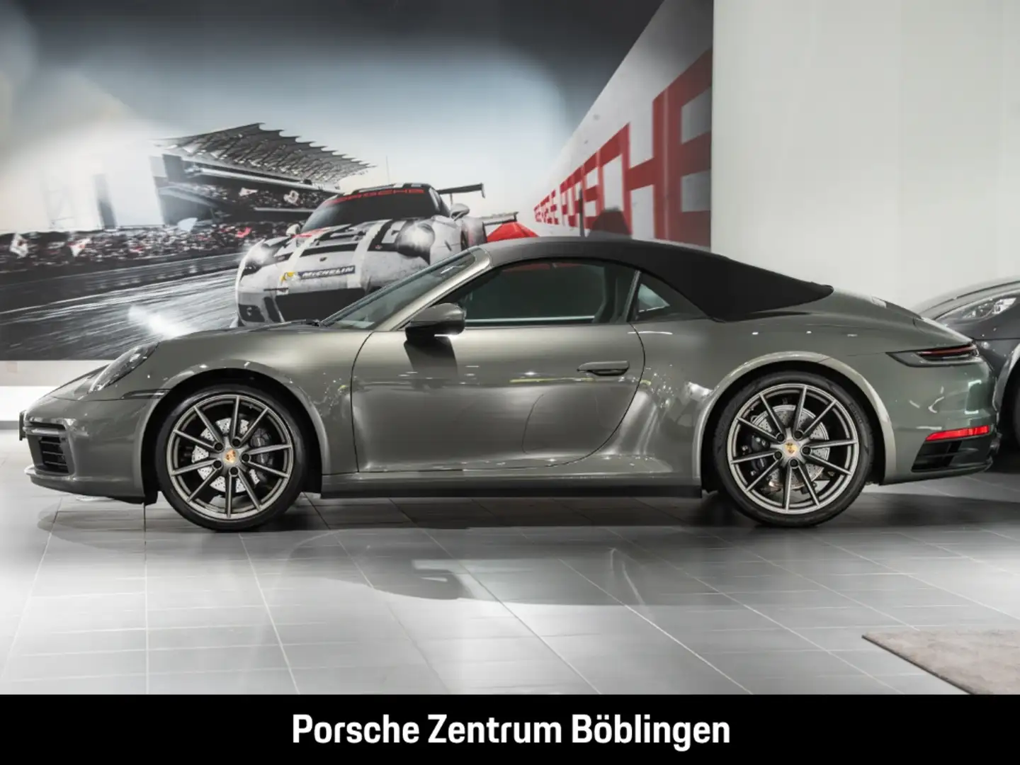Porsche 992 911 Carrera Cabriolet Rückfahrkamera BOSE Verde - 2
