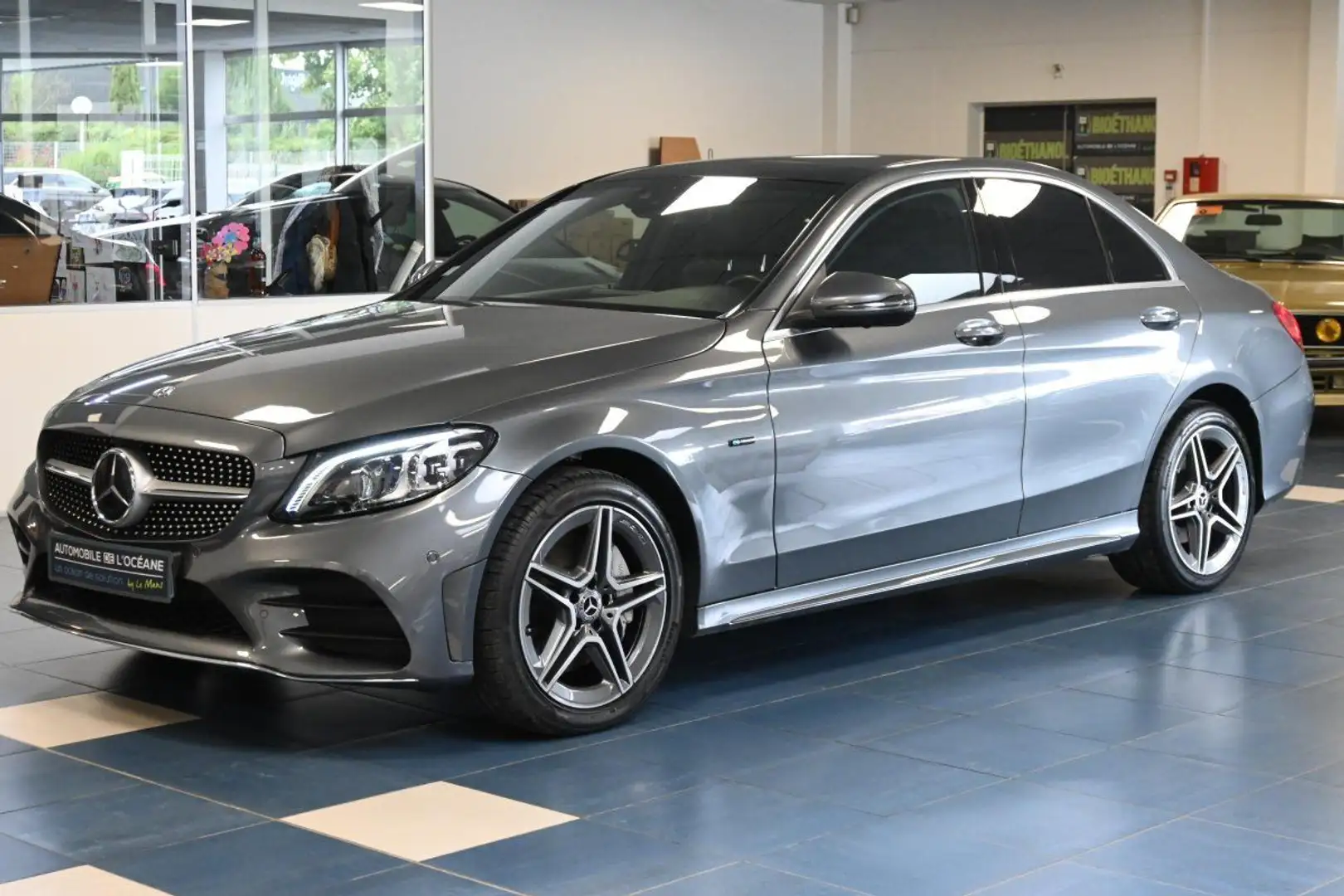Mercedes-Benz C 300 300 de 9G-Tronic AMG Line Gris - 1