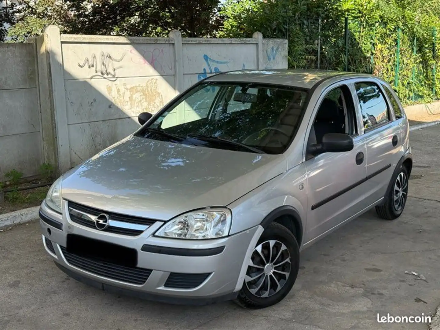Opel Corsa Phase 2 1.2i 80CV Boîte auto année 03-2006 130.000 Gris - 1