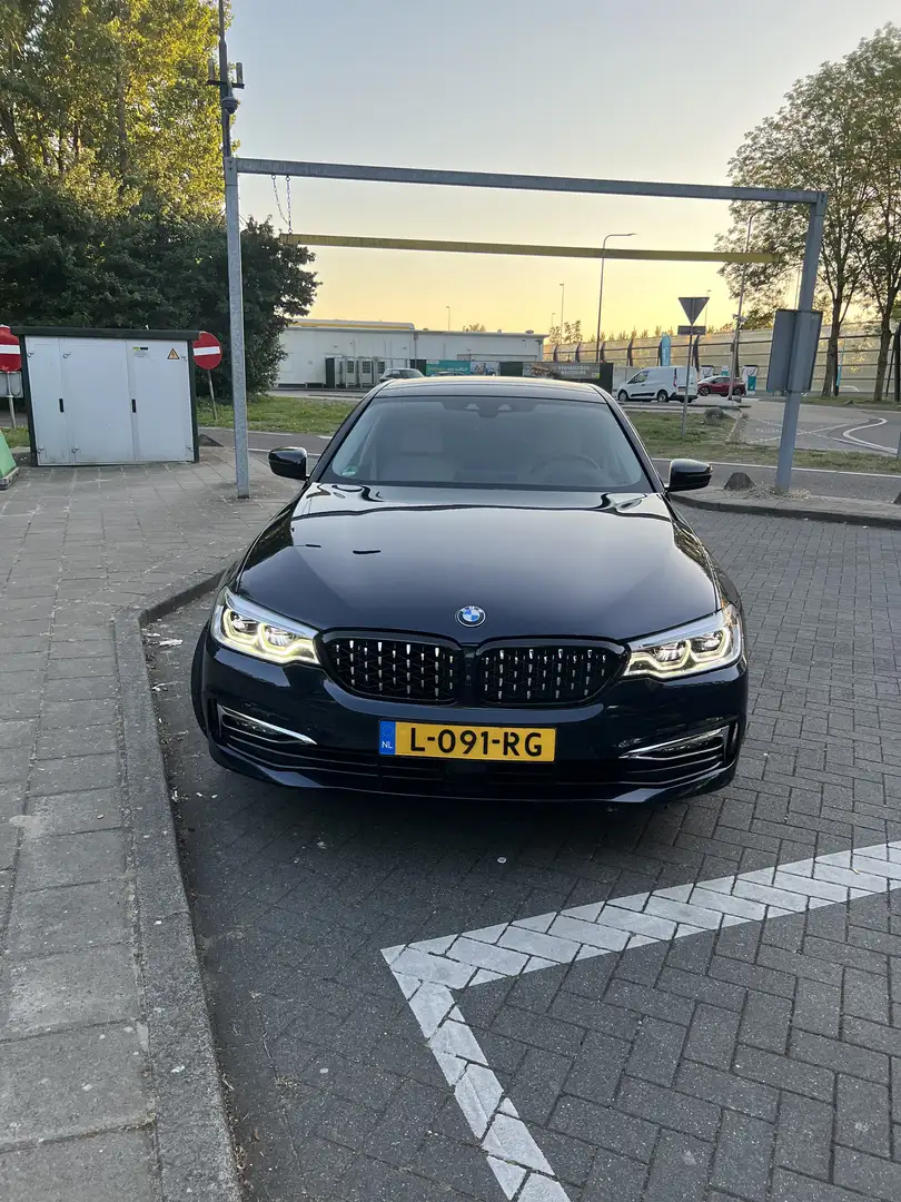 BMW 530 iPerf Executive Blauw - 2