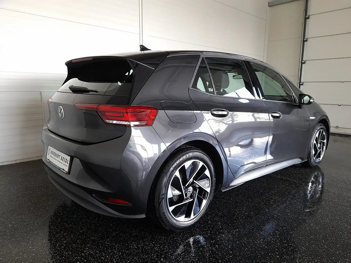 Volkswagen ID.3 ID. 3 Pro 58kWh *18 ZOLL / VIRTUELL / LED / NAV... Grijs - 2
