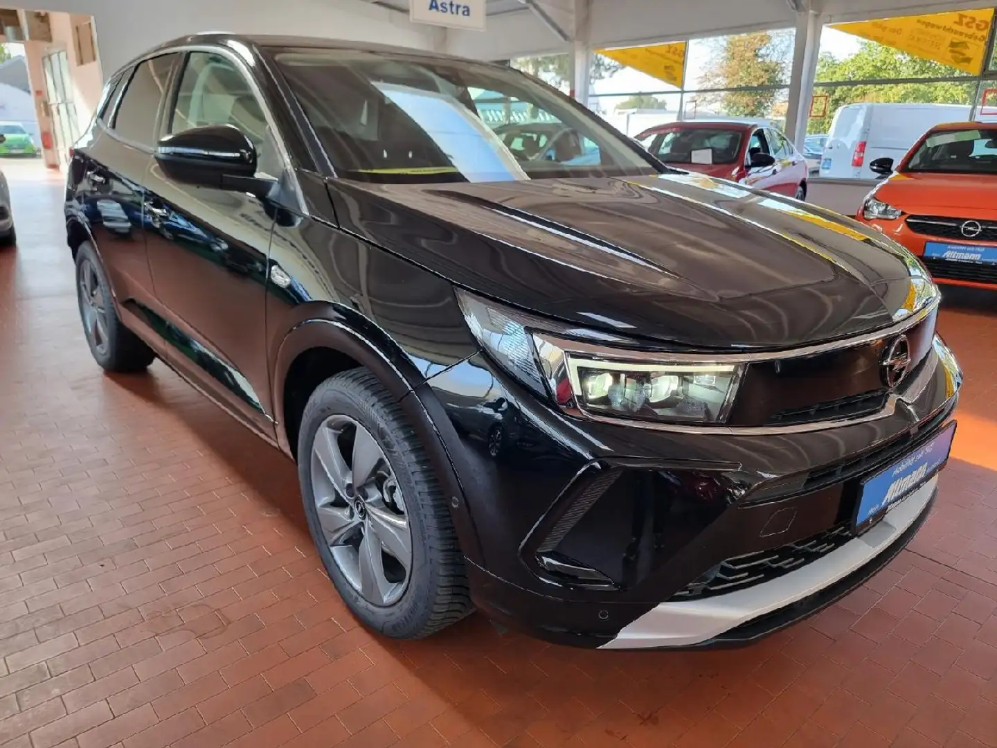 Opel Grandland Ultimate Paket Technologie Navi Park&Go uvm Nero - 2