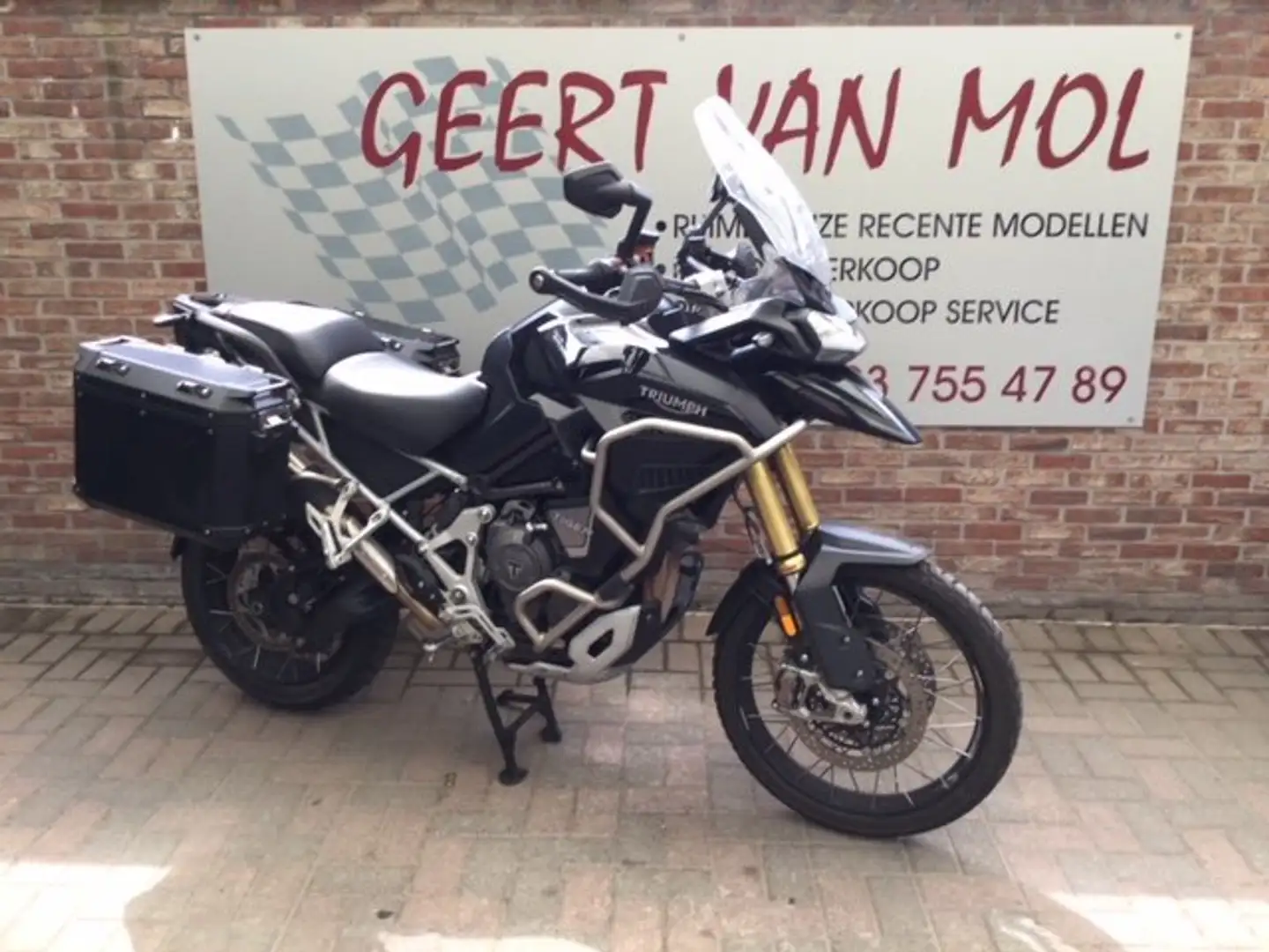 Triumph Tiger 1200 Rally Explorer Black - 1