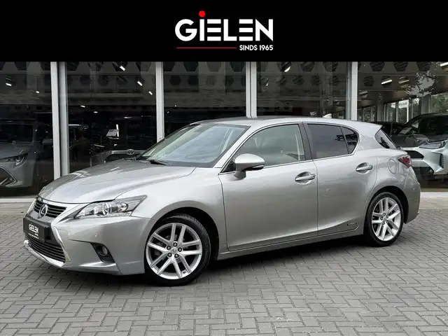 Lexus CT 200h Executive | Leer, Trekhaak, 17 inch, Navigatie, Pa