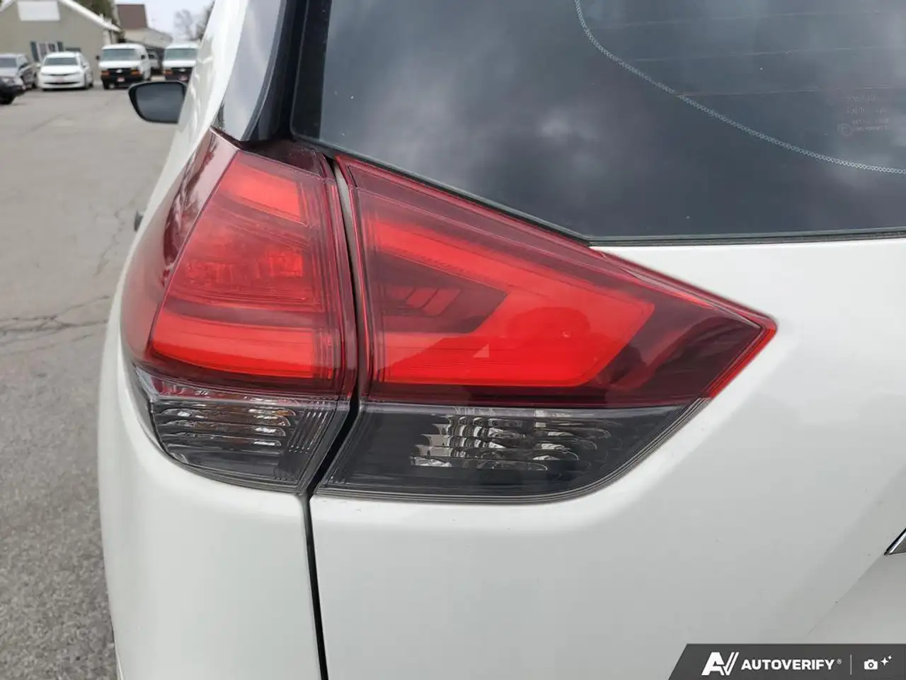 Nissan Rogue снимка Nissan Rogue