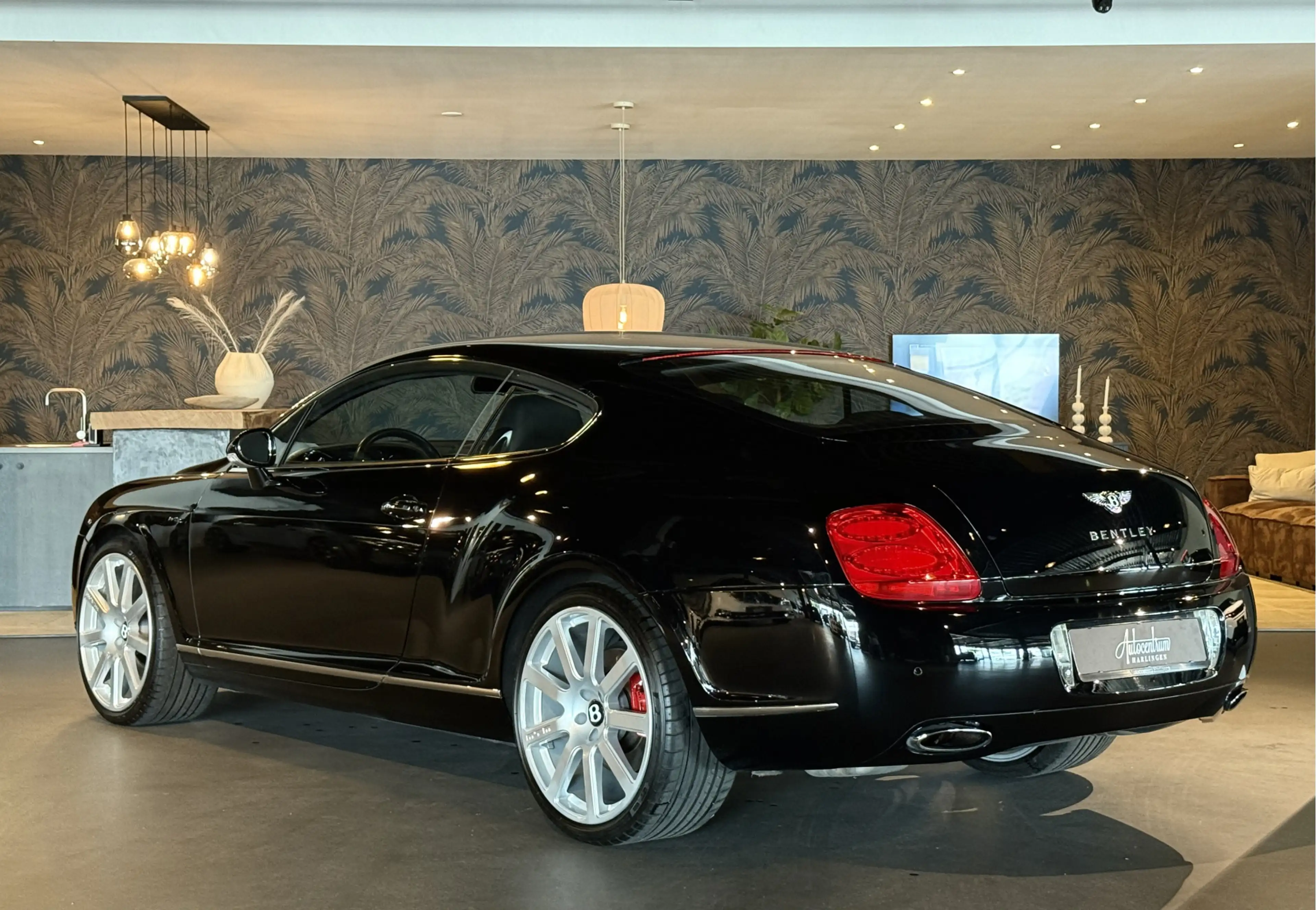 Bentley Continental GT 6.0 W12 I 21" MTM I Black on Black — photo 3