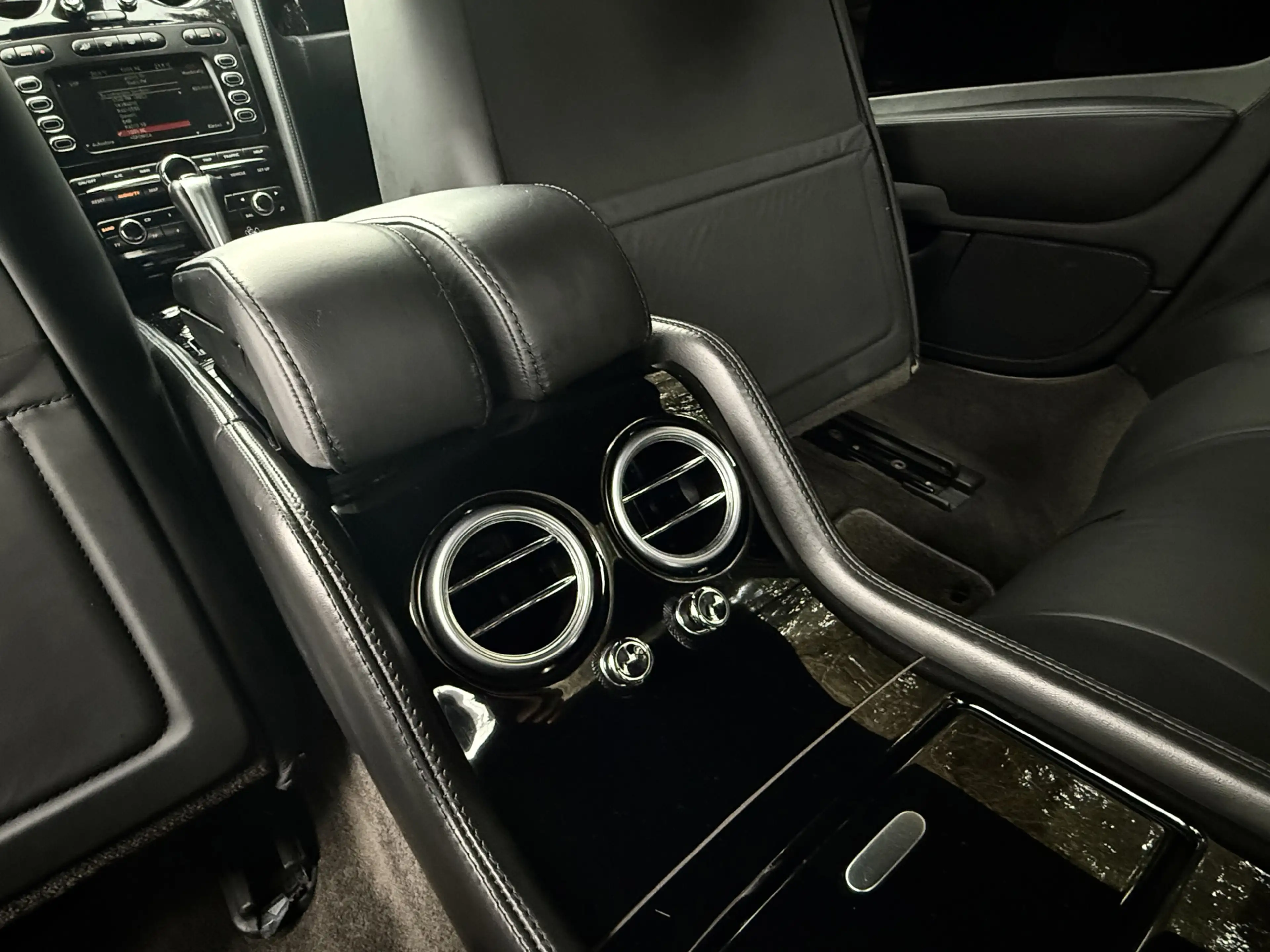 Bentley Continental GT 6.0 W12 I 21" MTM I Black on Black — photo 13