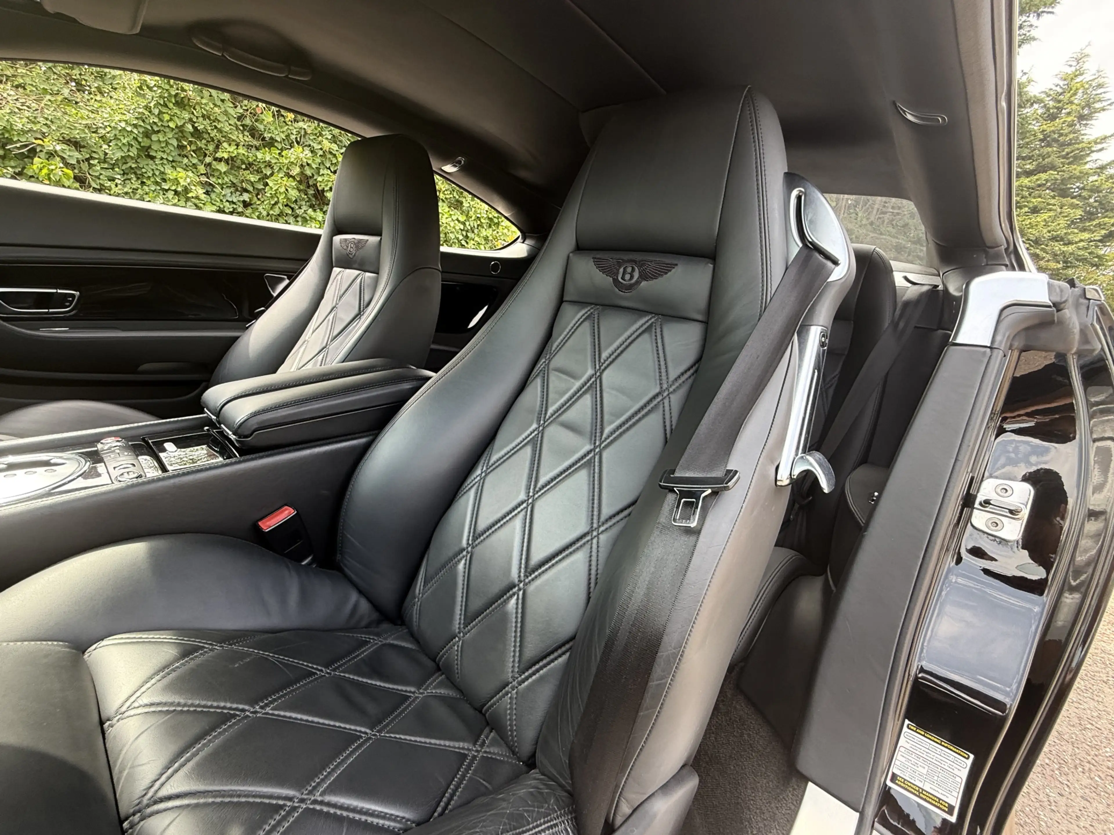 Bentley Continental GT 6.0 W12 I 21" MTM I Black on Black — photo 10