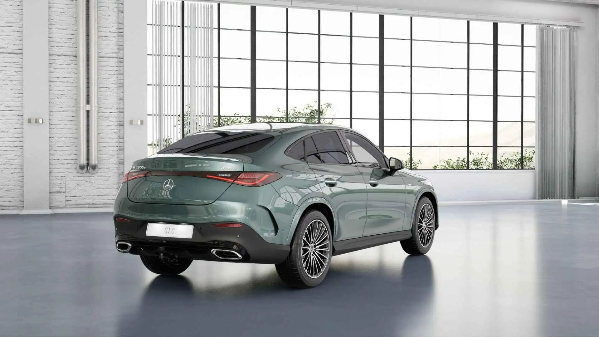 Mercedes-Benz GLC 300 Coupé 300e 4MATIC Sport Edition Premium | Panorama Groen - 2
