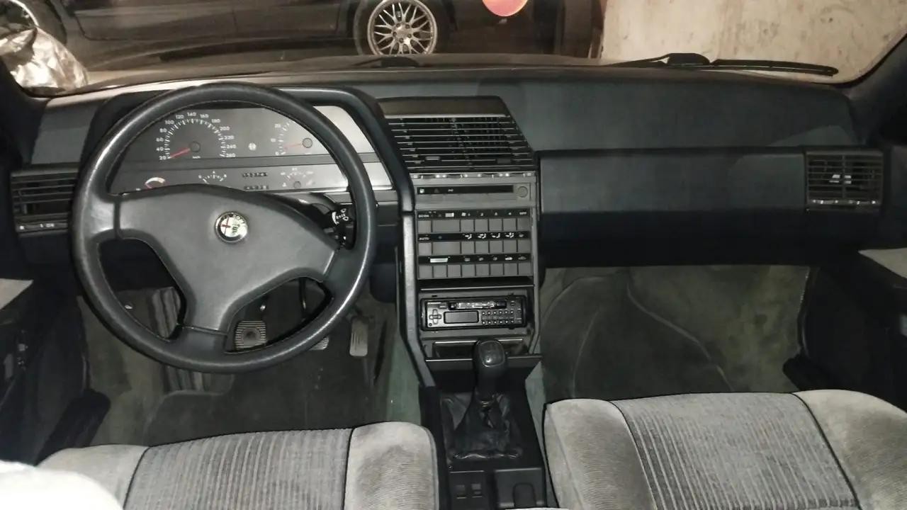 Alfa Romeo 164 2.0t V6, foto 4