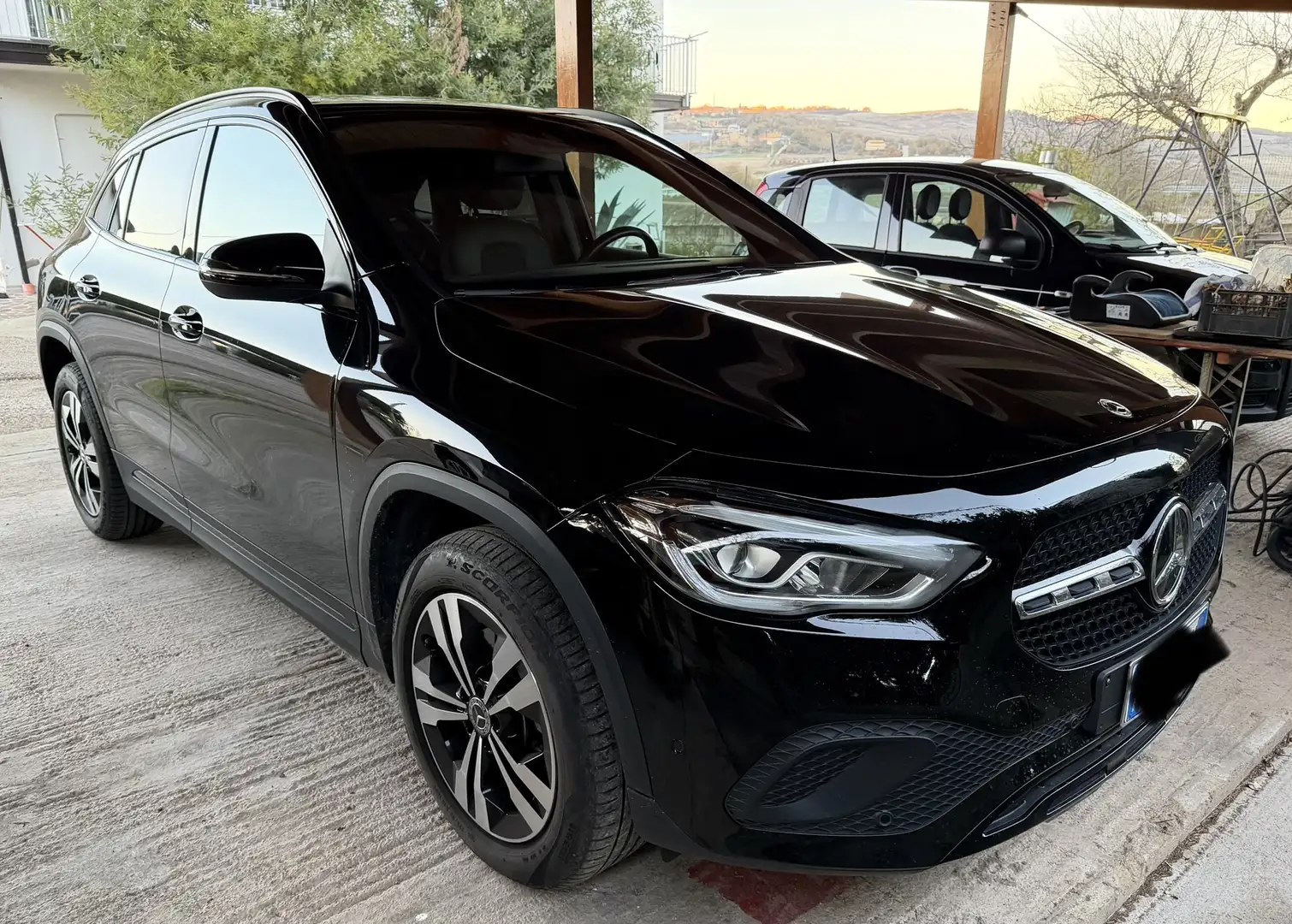 Mercedes-Benz GLA 180 d Premium auto - 2