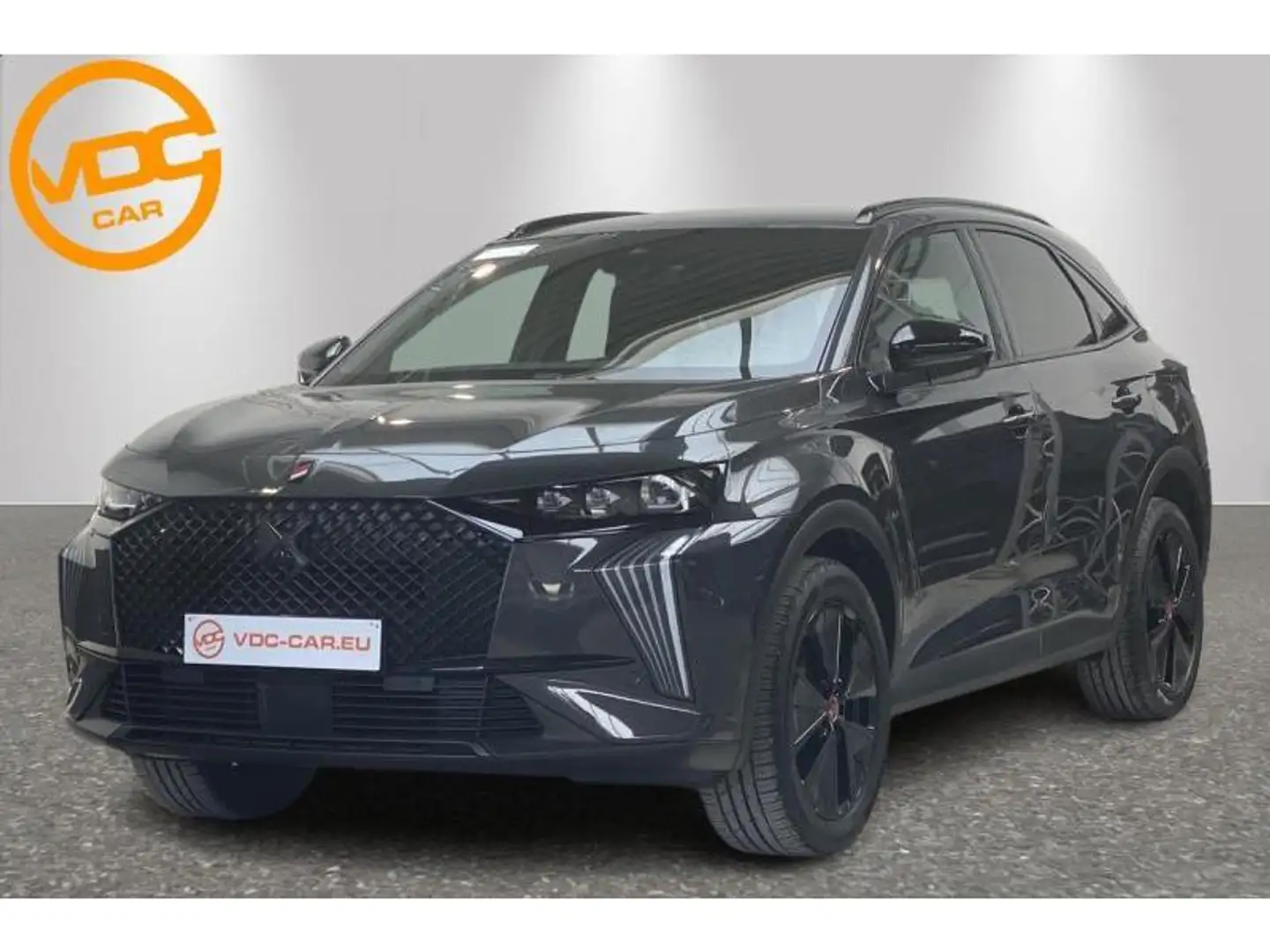 DS Automobiles DS 7 Crossback Performance Line + Gris - 1