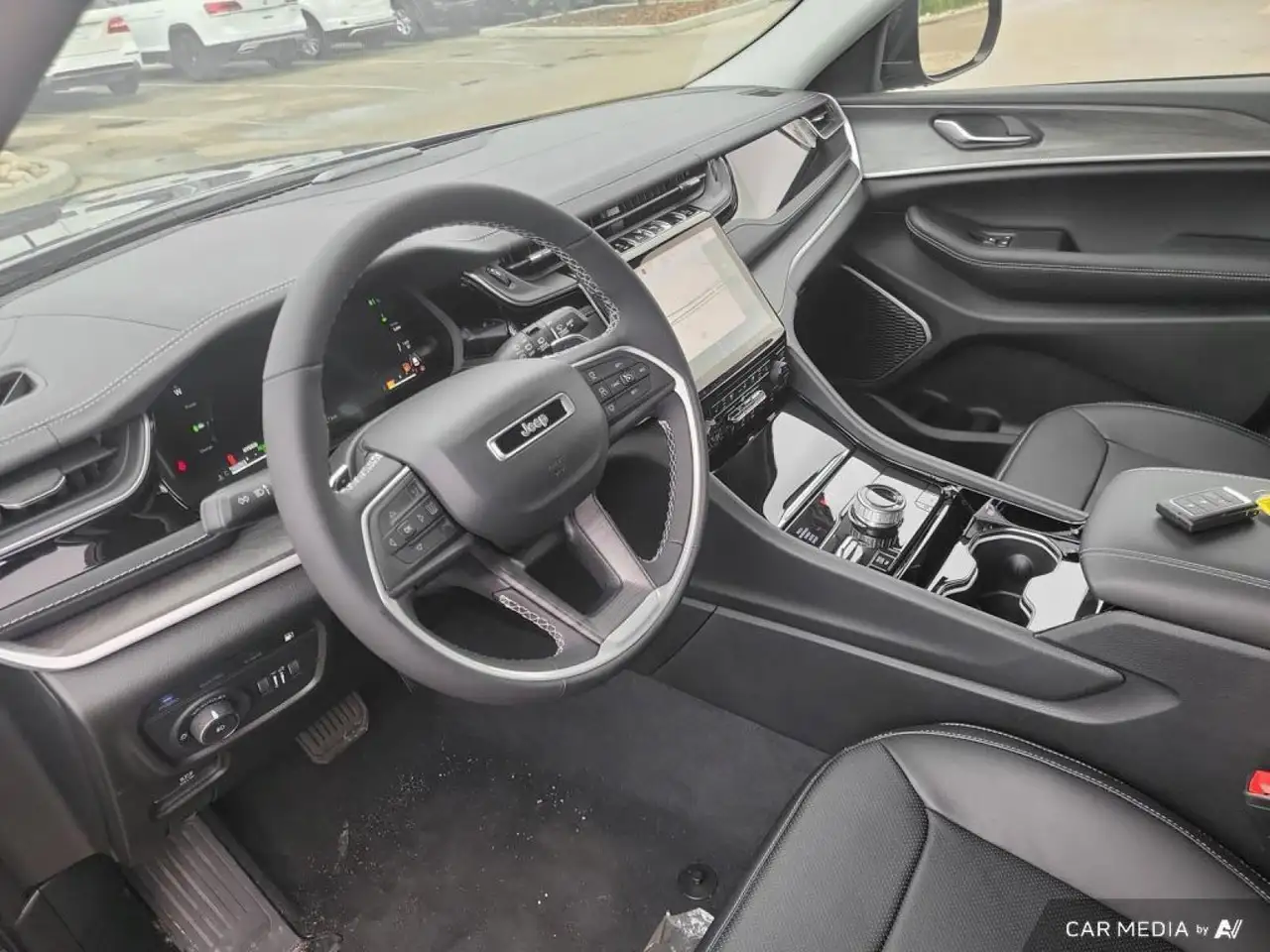 Jeep Grand Cherokee снимка Jeep Grand Cherokee