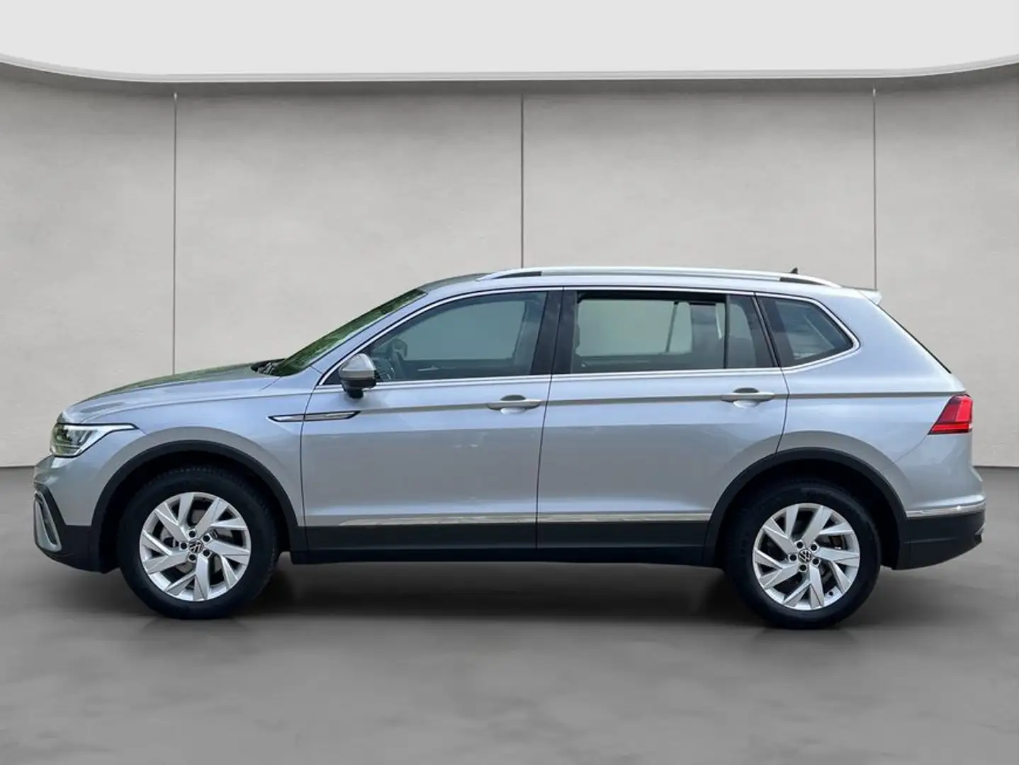 Volkswagen Tiguan Allspace 1.5 TSI Life OPF DSG AHK Navi Silber - 2
