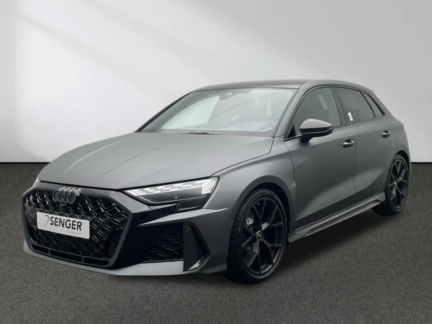 Audi RS3 Sportback 294(400) kW(PS) S tronic MATT Grau - 1