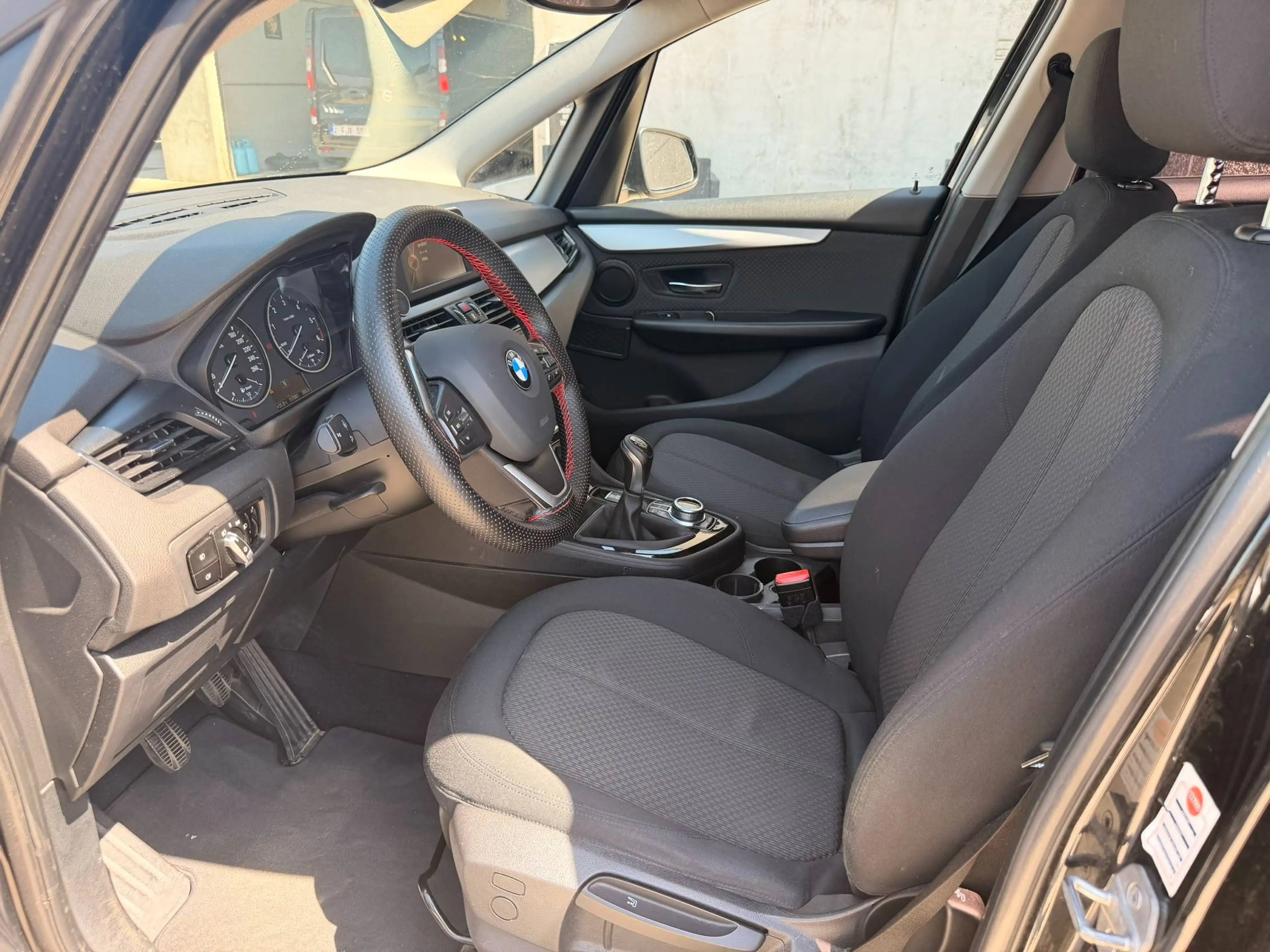 BMW 216 @ SERVICARS FLEURS - BMW Gran Tourer 216d - 7 PLACES - GARANTIE 12 MOIS — photo 10