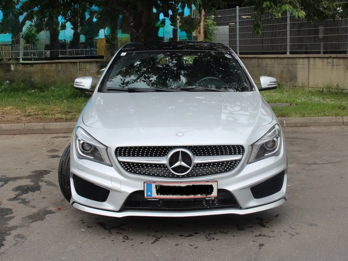 Mercedes-Benz CLA 200 CLA 200 CDI Aut. Silber - 2
