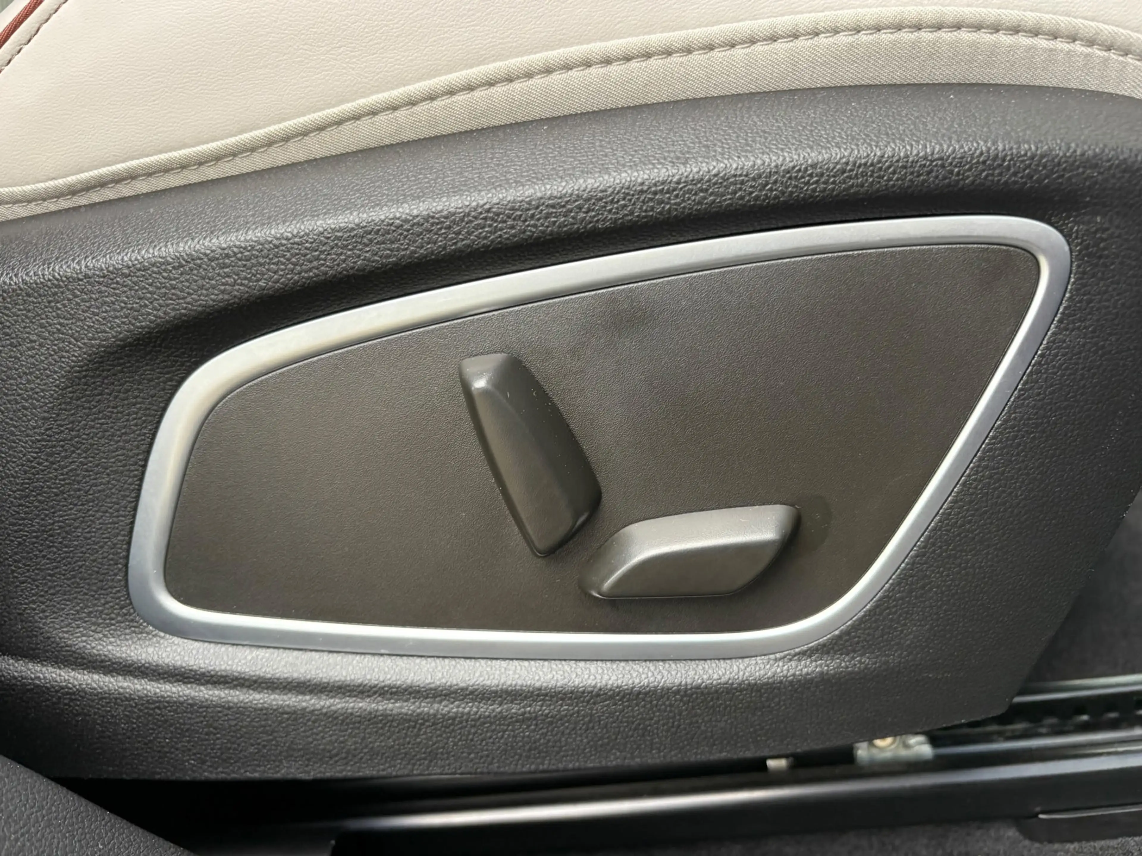 Renault Espace E-Tech full hybrid 200 iconic 7p. 4Wheel Drive Pan — photo 14