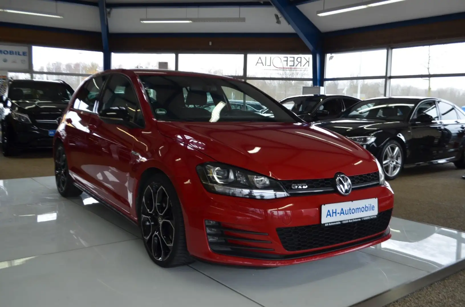 Volkswagen Golf VII Lim. GTD AUTOMATIK-/NAVI-/SHZ-/XENON Rouge - 2
