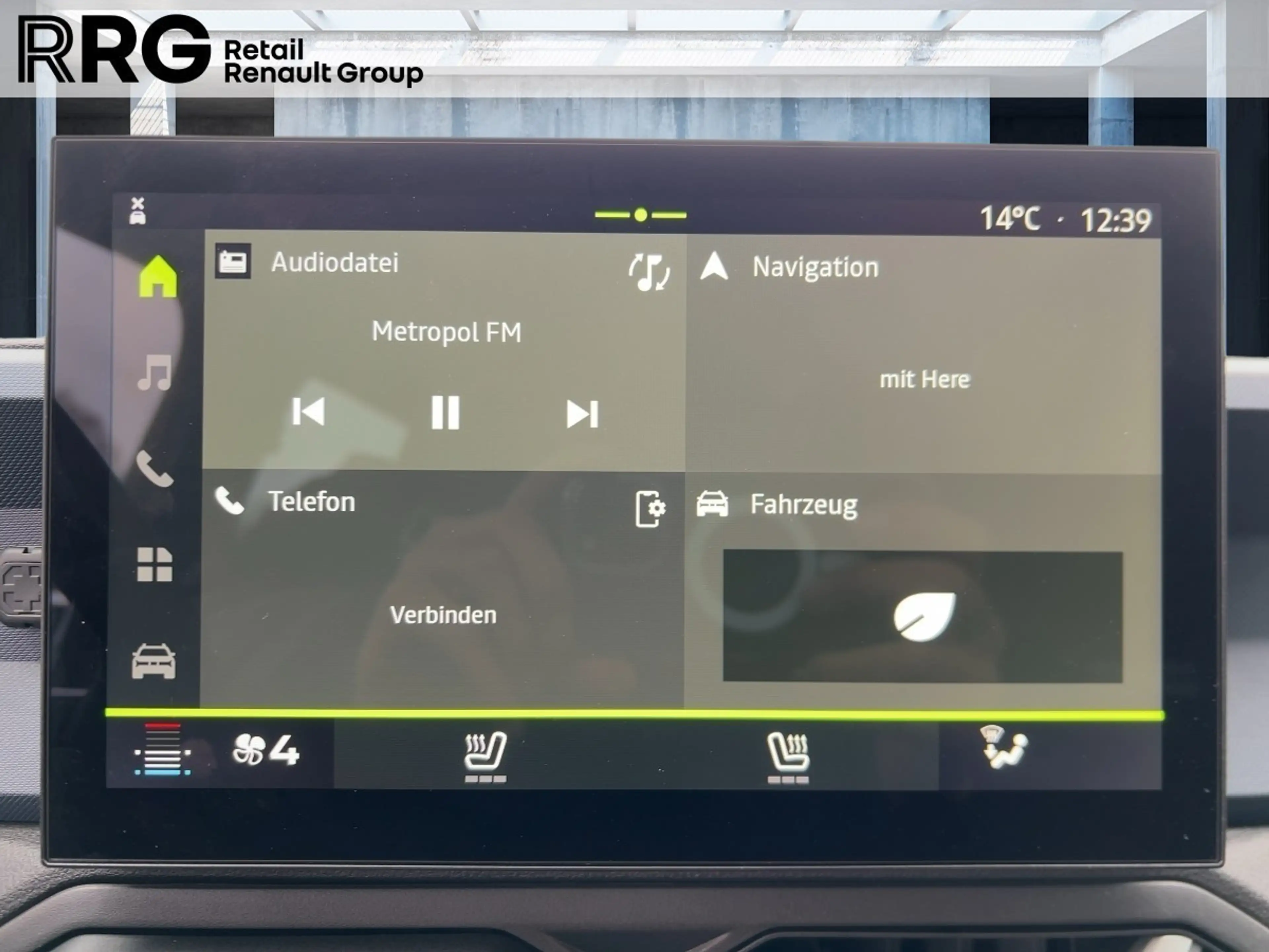 Dacia Duster III TCe 130 Expression Kamera Sitzhzg — photo 12