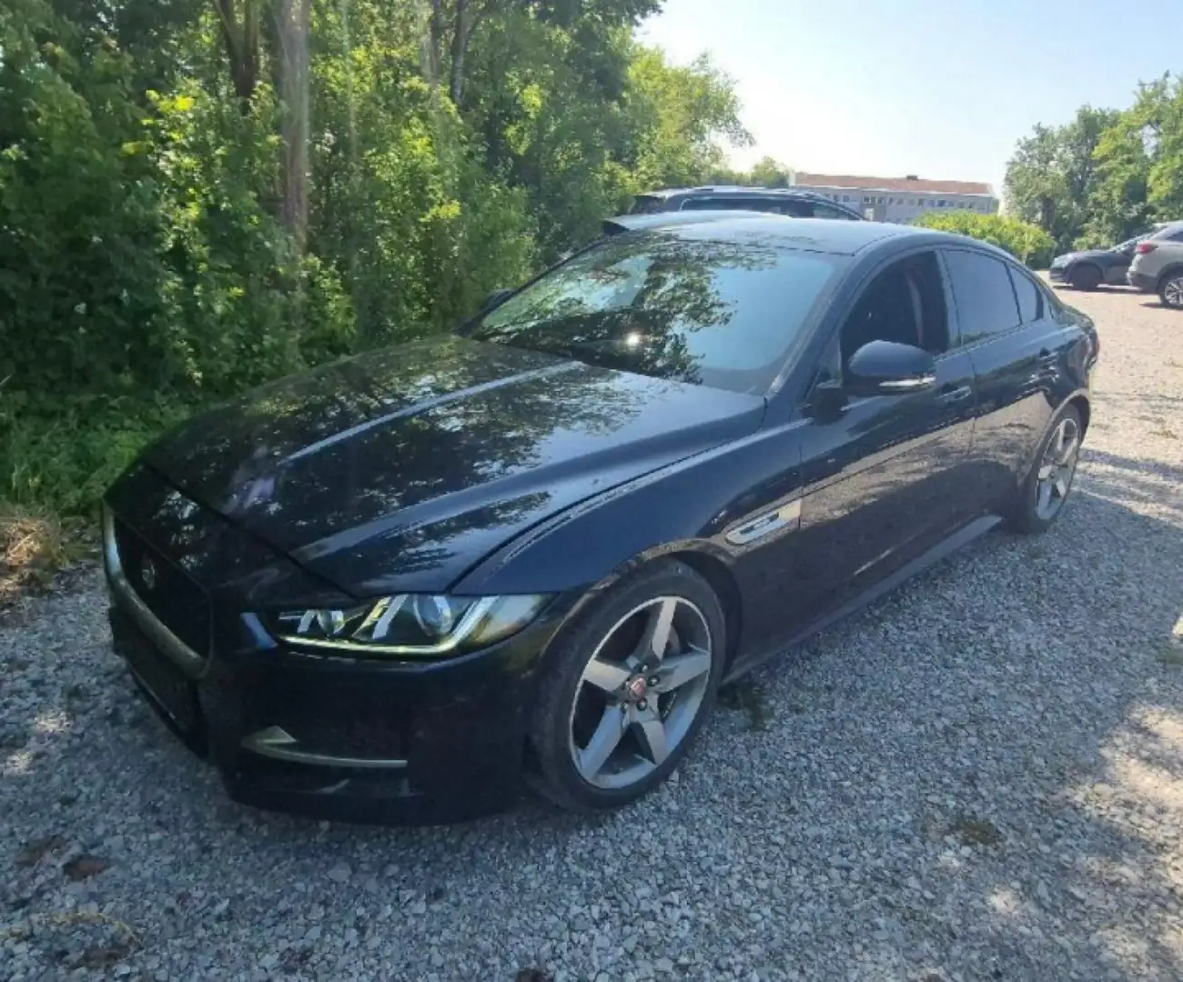 Jaguar XE R-Sport 25t AHK*PDC*Navi*Bluetooth Niebieski - 2