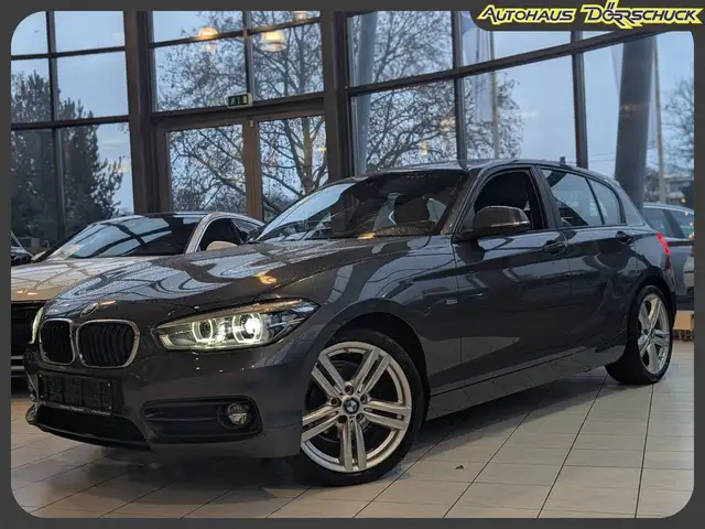 BMW 118 i Sport Line *LED*NAVI*SHZ*PDC*AUTOMATIK*