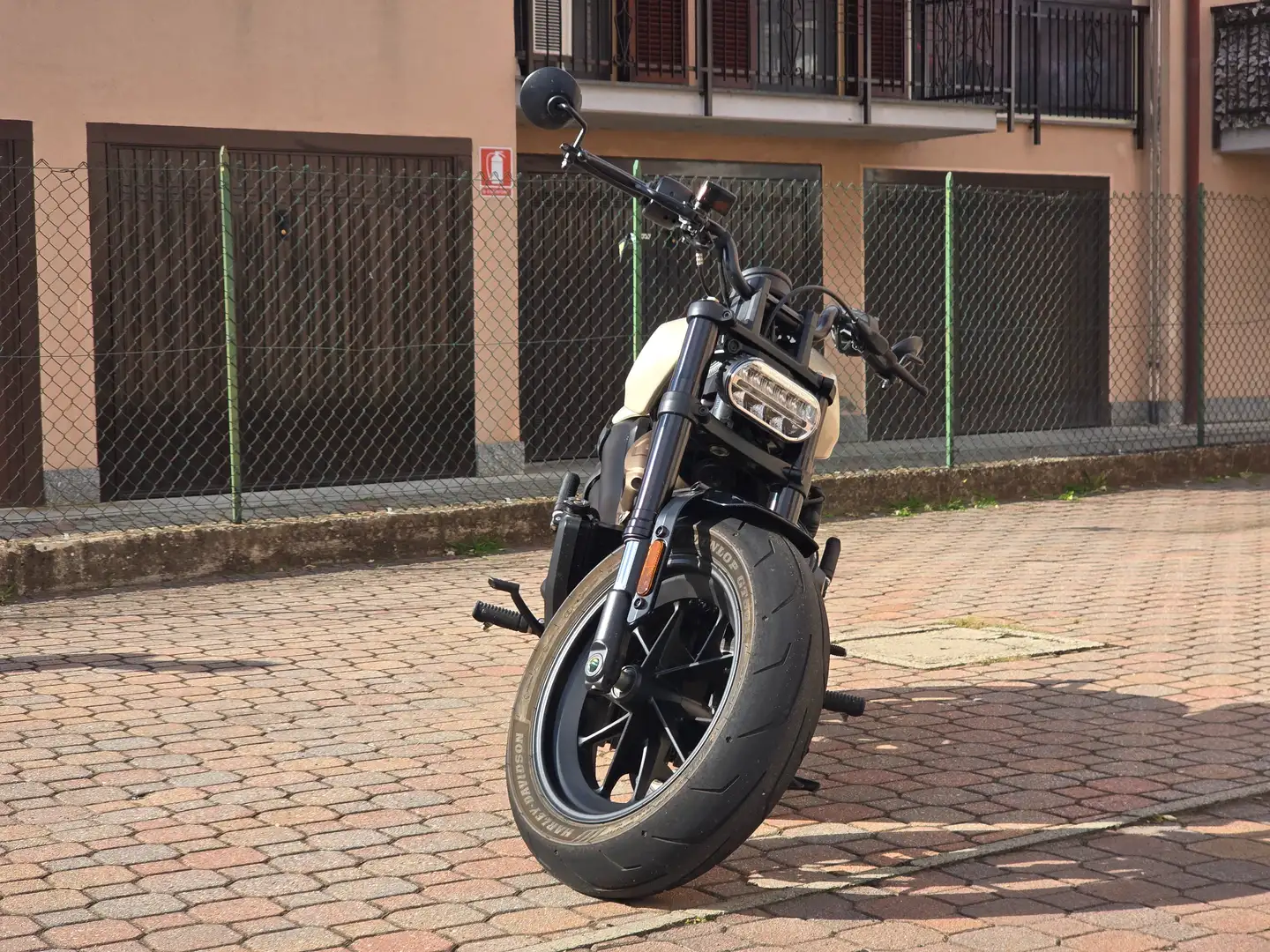 Harley-Davidson Sportster S 1250 Bianco - 2