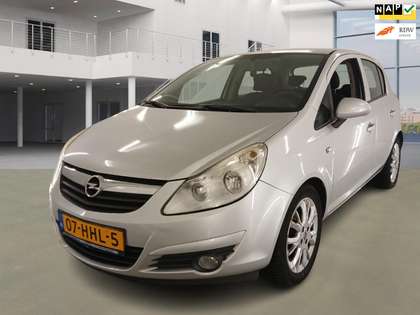 Opel Corsa 1.4-16V Enjoy/incl jaar apk /rijd schakelt super l