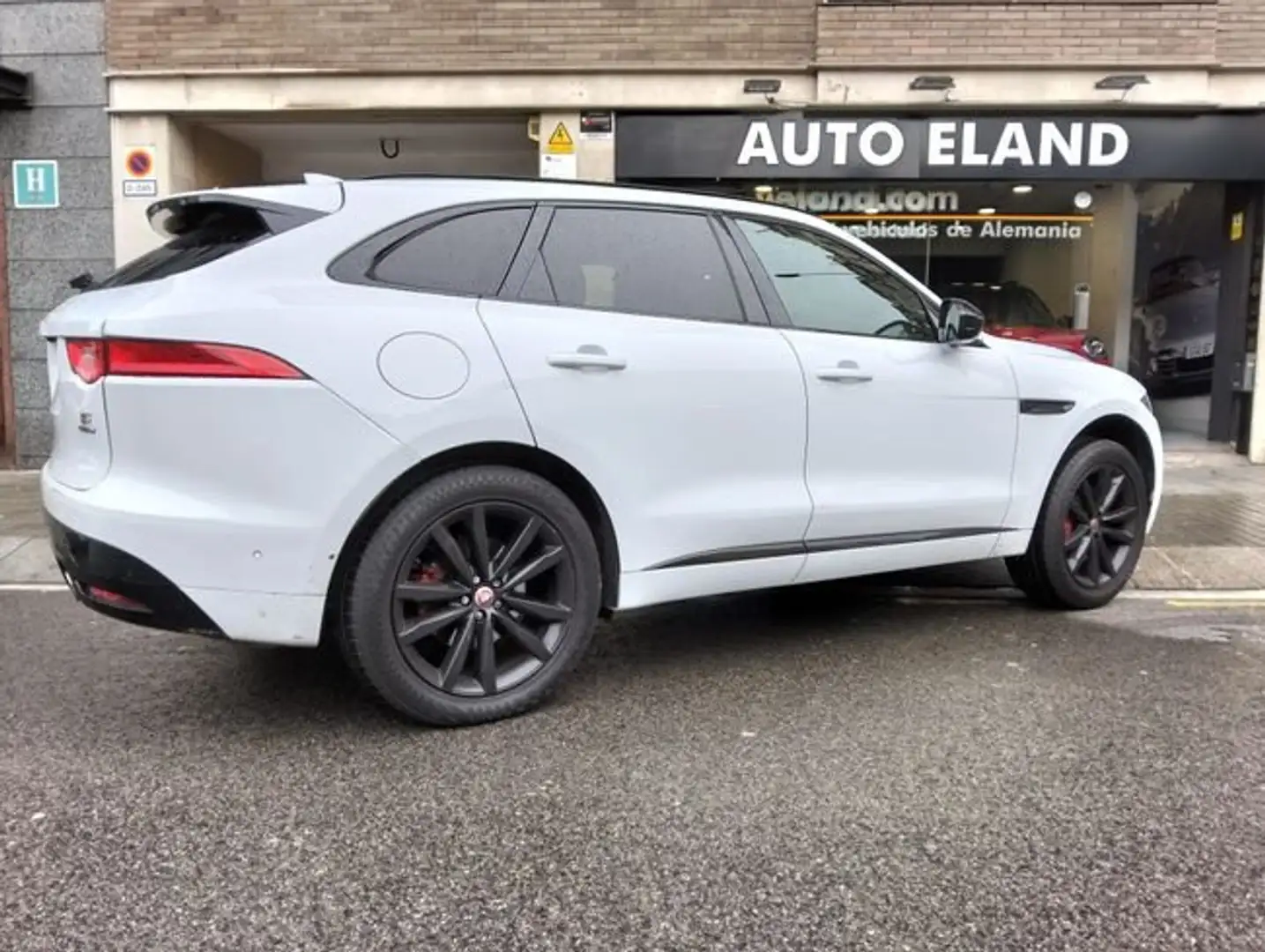 Jaguar F-Pace TDV6 Blanc - 1