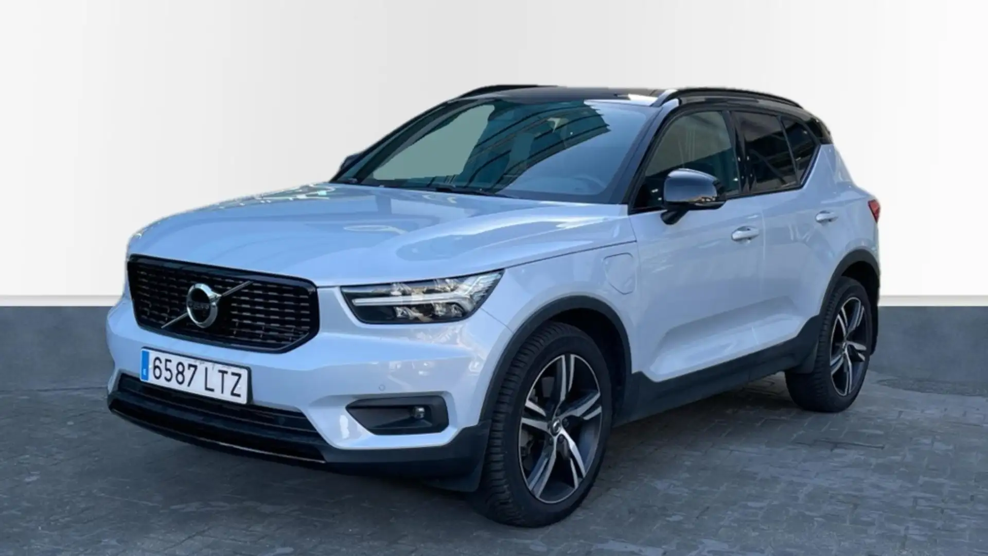 Volvo XC40 1.5 T5 RECHARGE R-DESIGN DCT 5P - 1