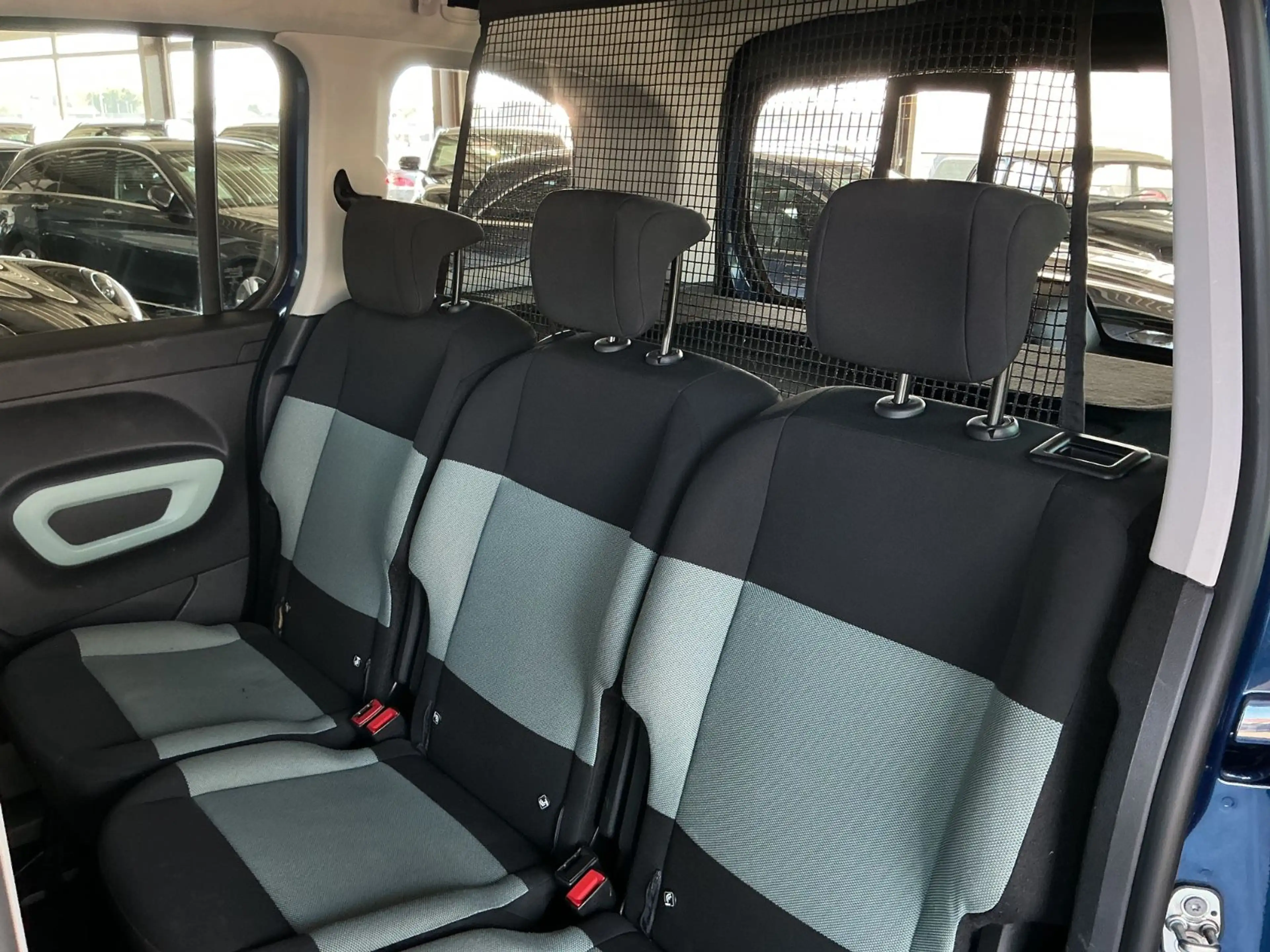 Citroen Berlingo Feel M * Tempomat * PDC * Kamera — photo 15