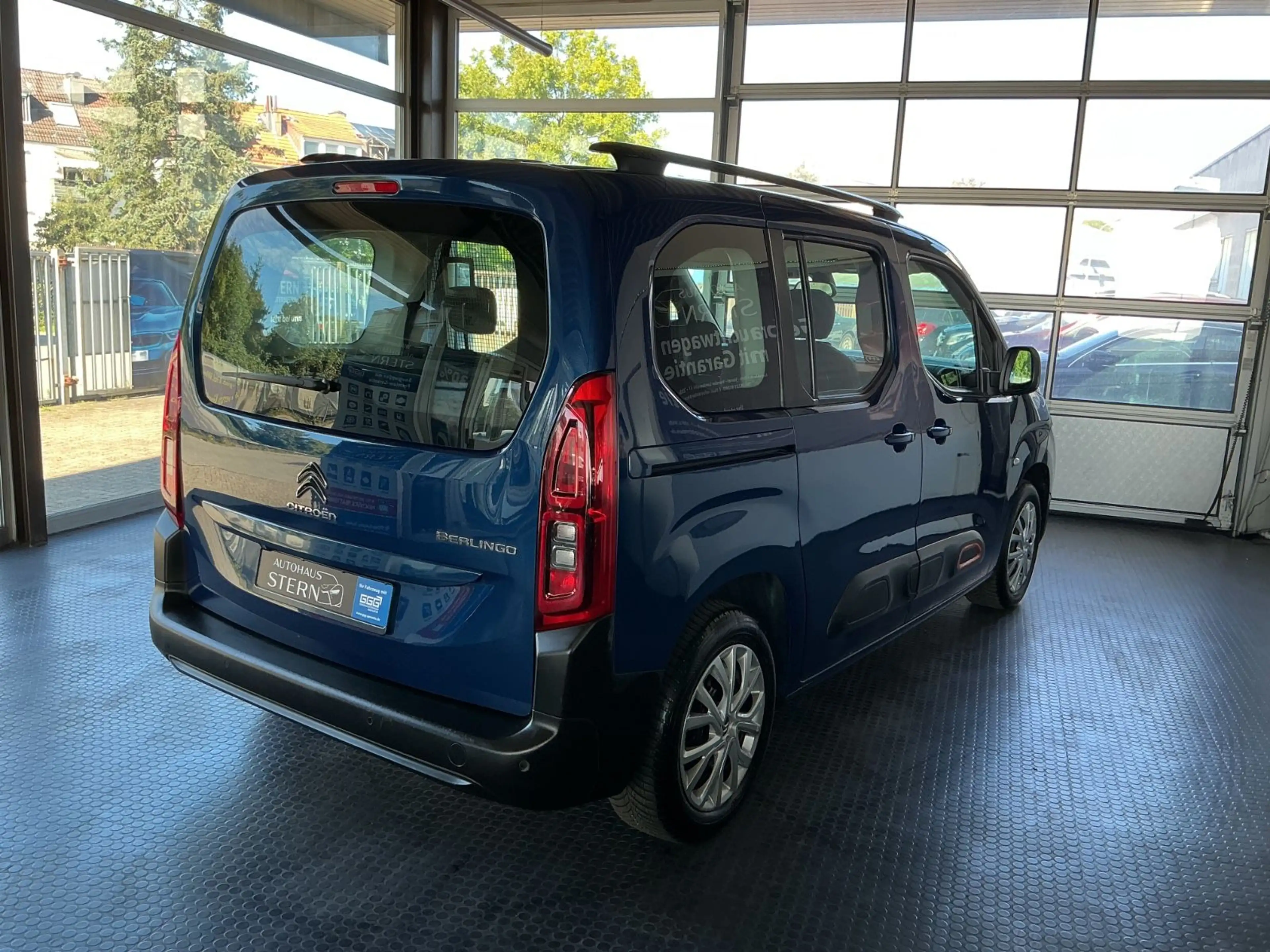 Citroen Berlingo Feel M * Tempomat * PDC * Kamera — photo 8