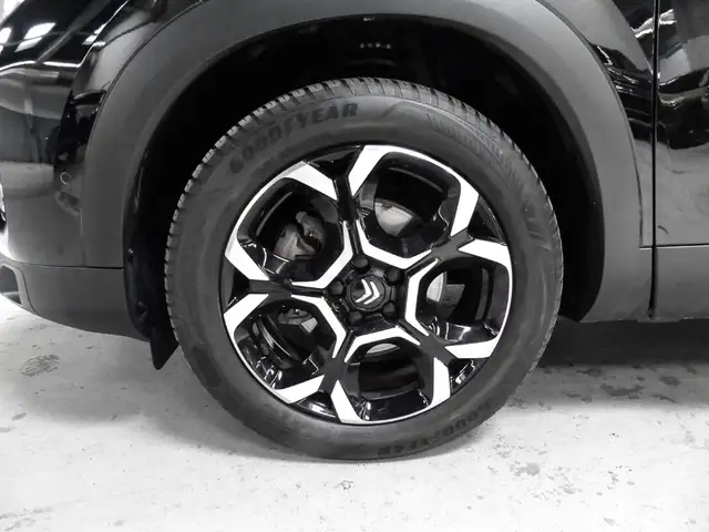 Citroen C5 Aircross view 3
