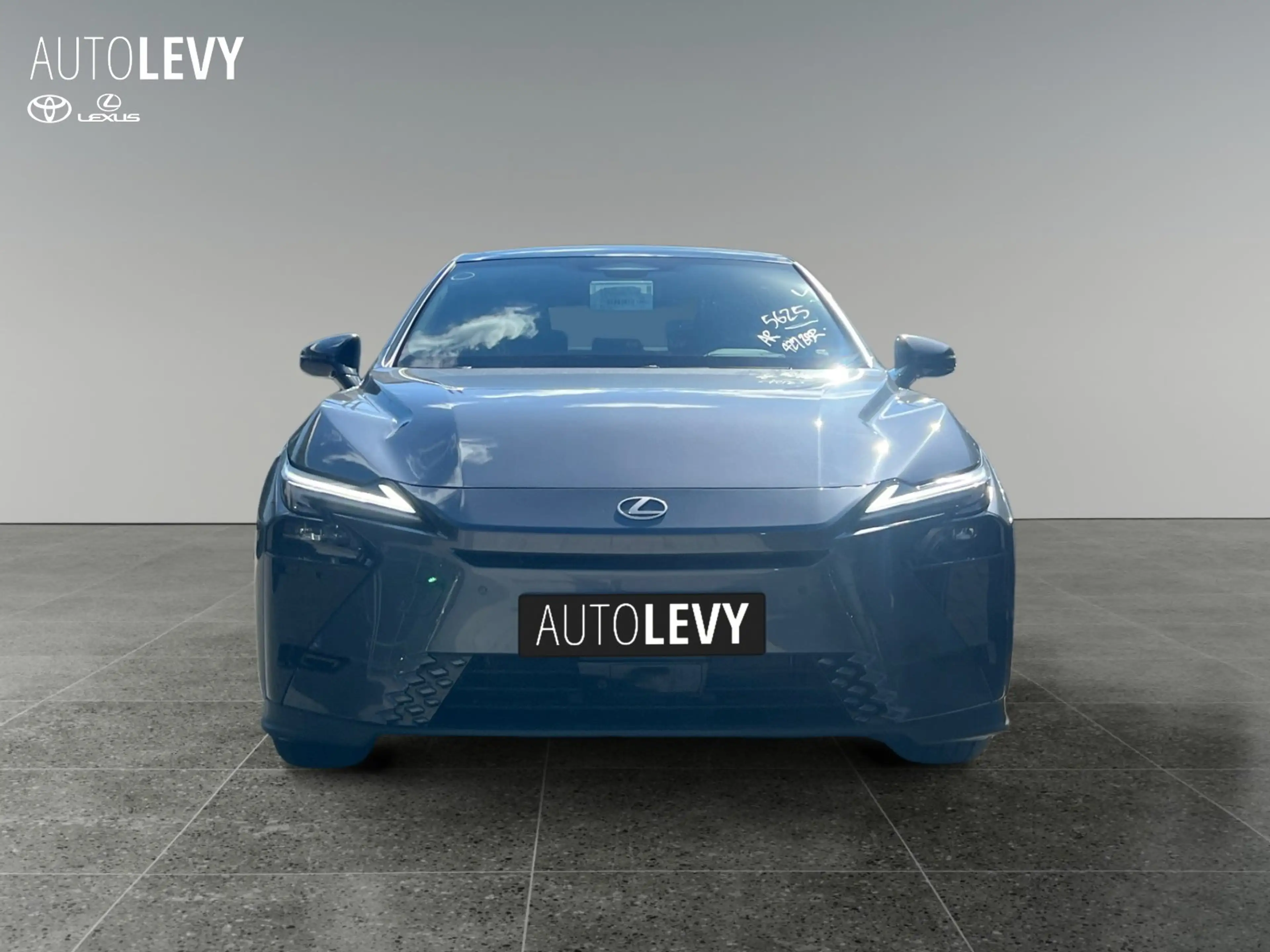 Lexus ES 300 ES Executive 300h E-FOUR *NEUES MODELL 2026* — photo 9