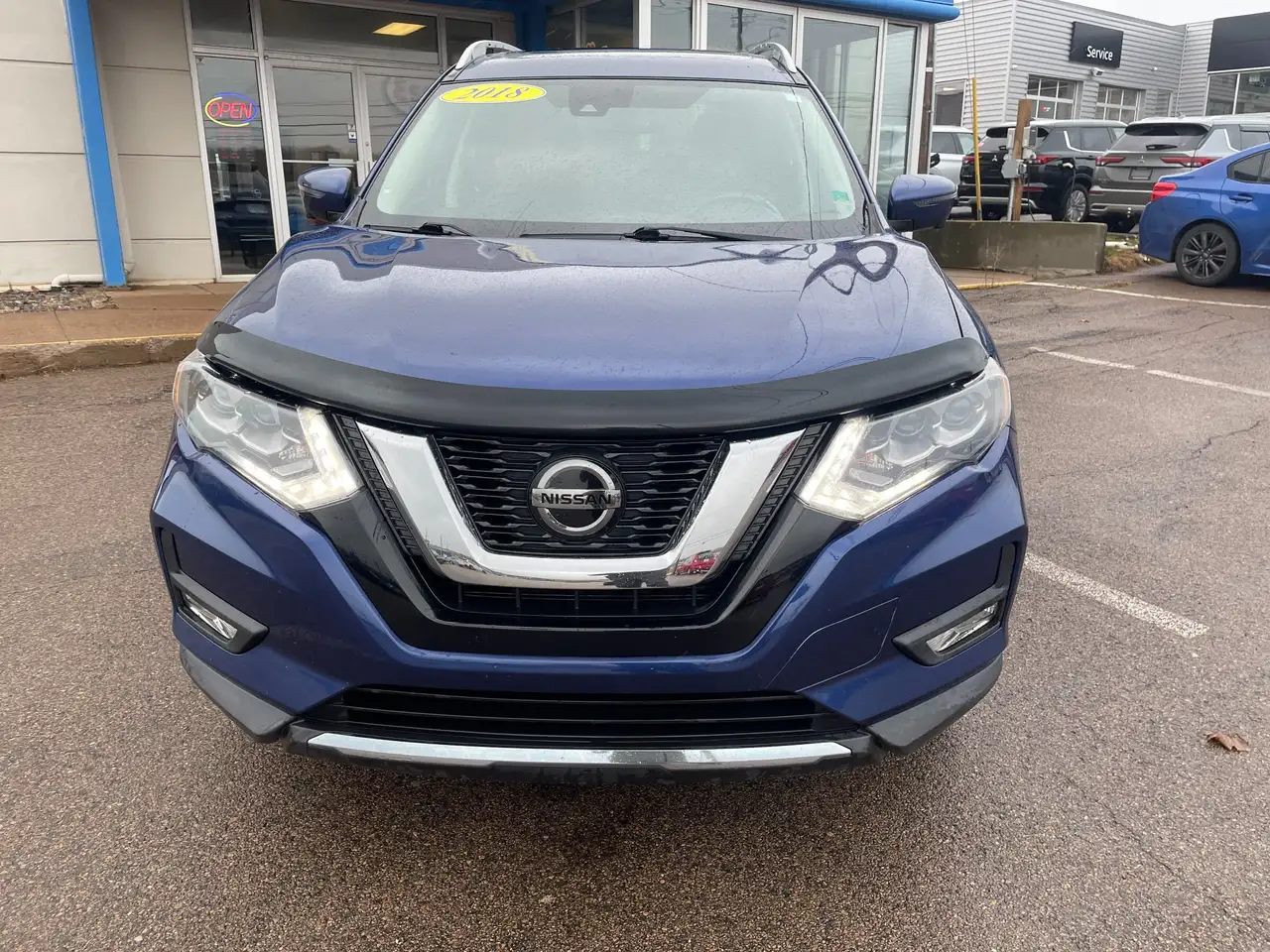 Nissan Rogue снимка Nissan Rogue
