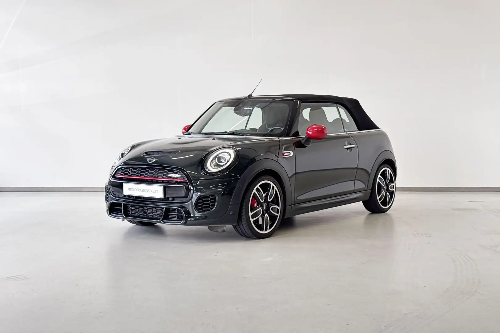 MINI John Cooper Works Cabrio Chili Serious Business Aut. Groen - 2