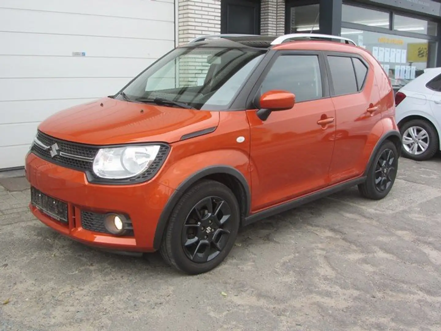 Suzuki Ignis 1.2i GLX **67.500Km** AC Camera GPS Pano Garantie Orange - 1