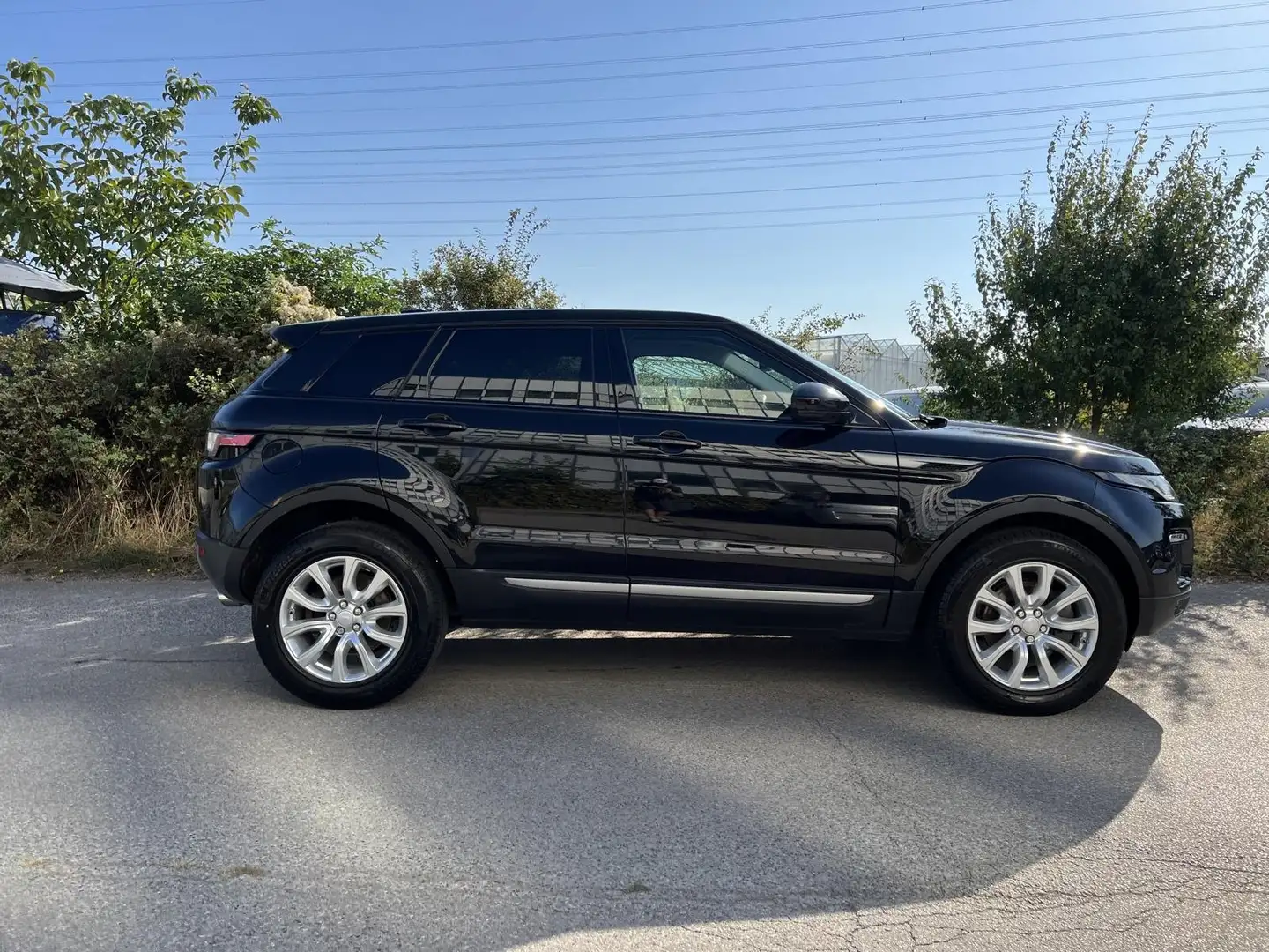 Land Rover Range Rover Evoque 2,0TD4 Autom. 4x4 Leder Navi Xenon SHZG LKRDHZG Nero - 2