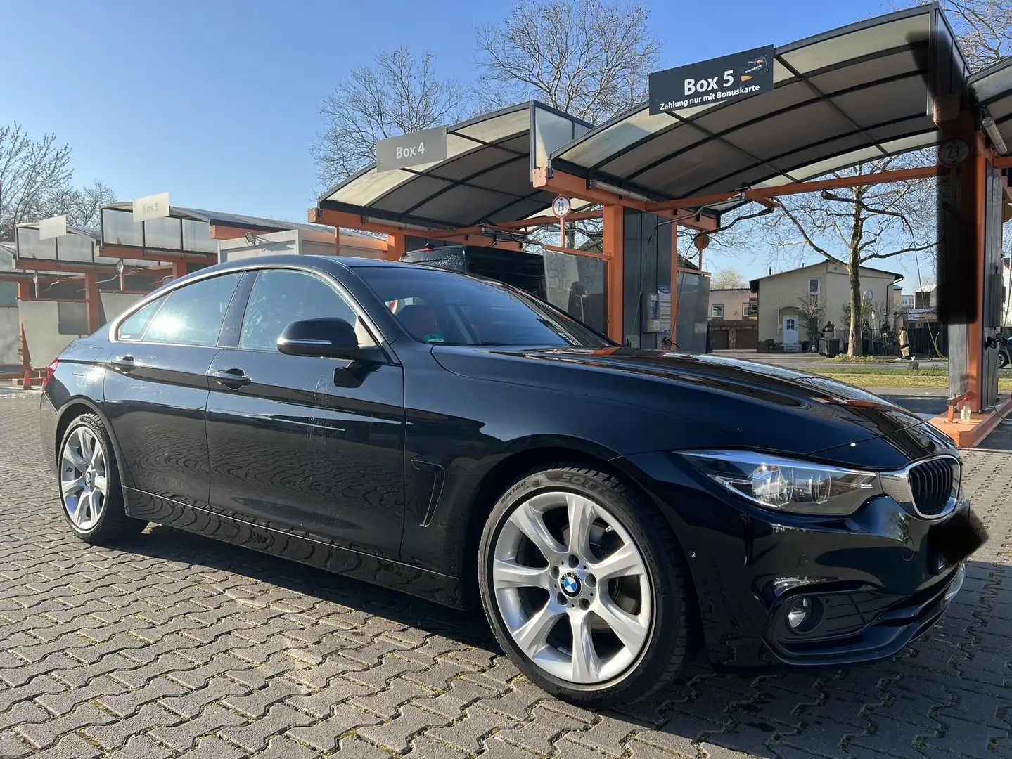BMW 420 d Sport Line Schwarz - 1