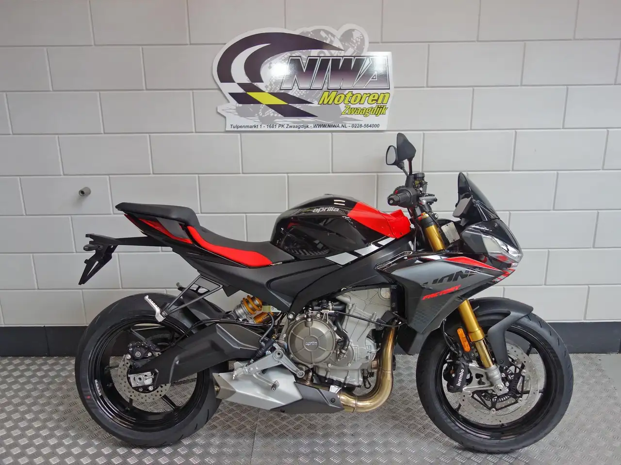 Aprilia Tuono