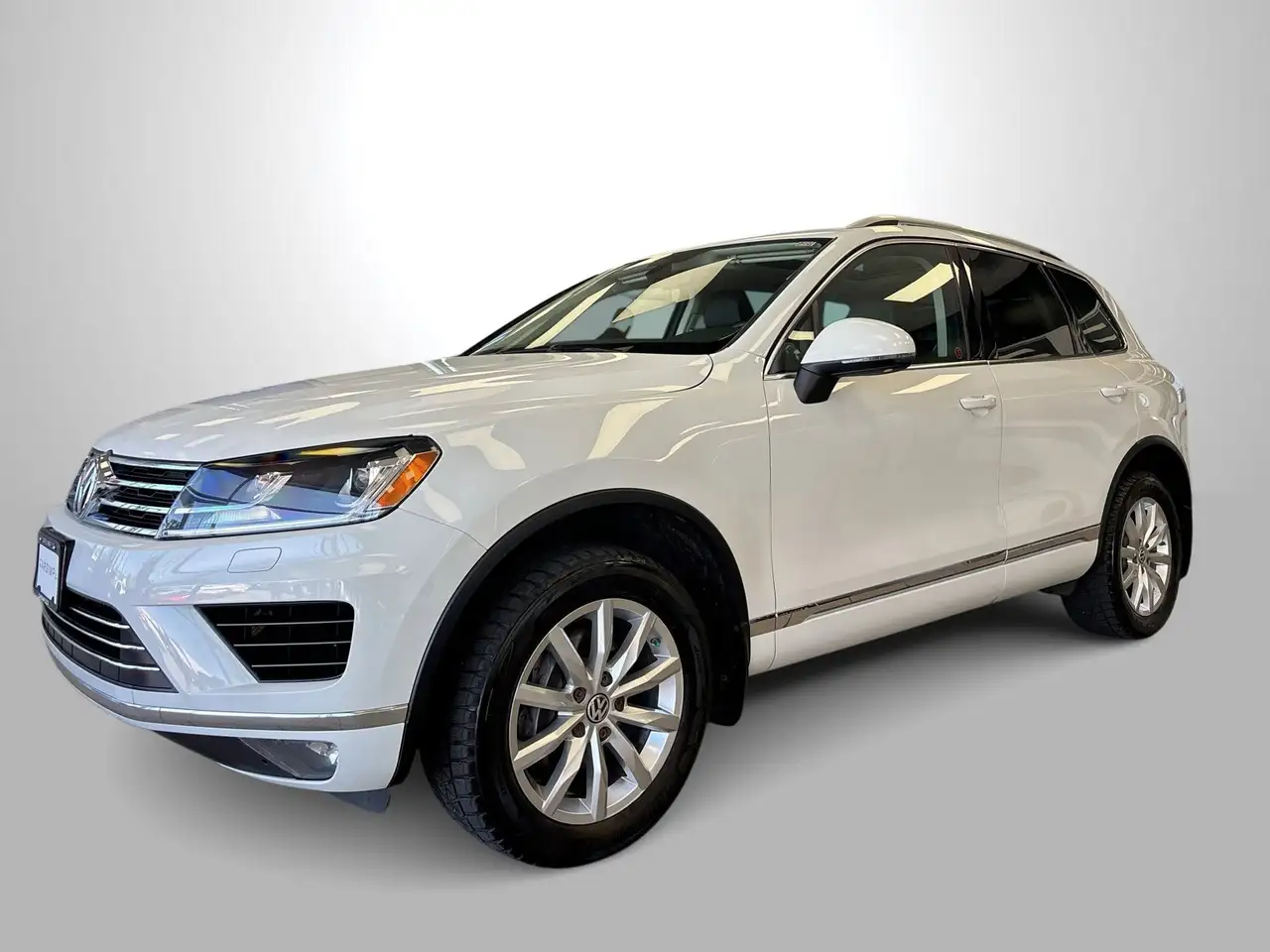 Volkswagen Touareg снимка Volkswagen Touareg