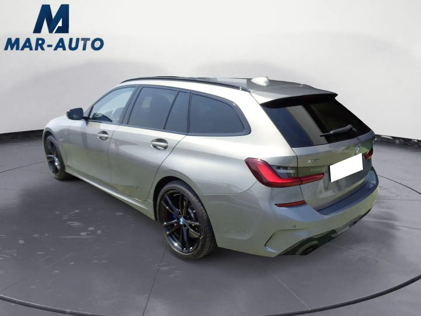 BMW 330 330e xDrive Touring Msport Beige - 2