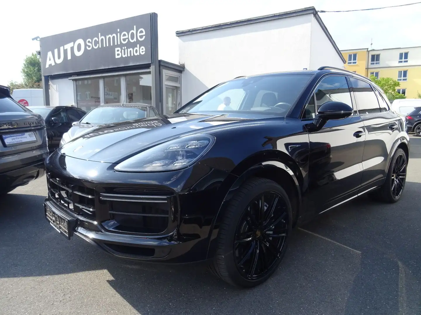 Porsche Cayenne Turbo    Approved bis 12/2025 Nero - 1